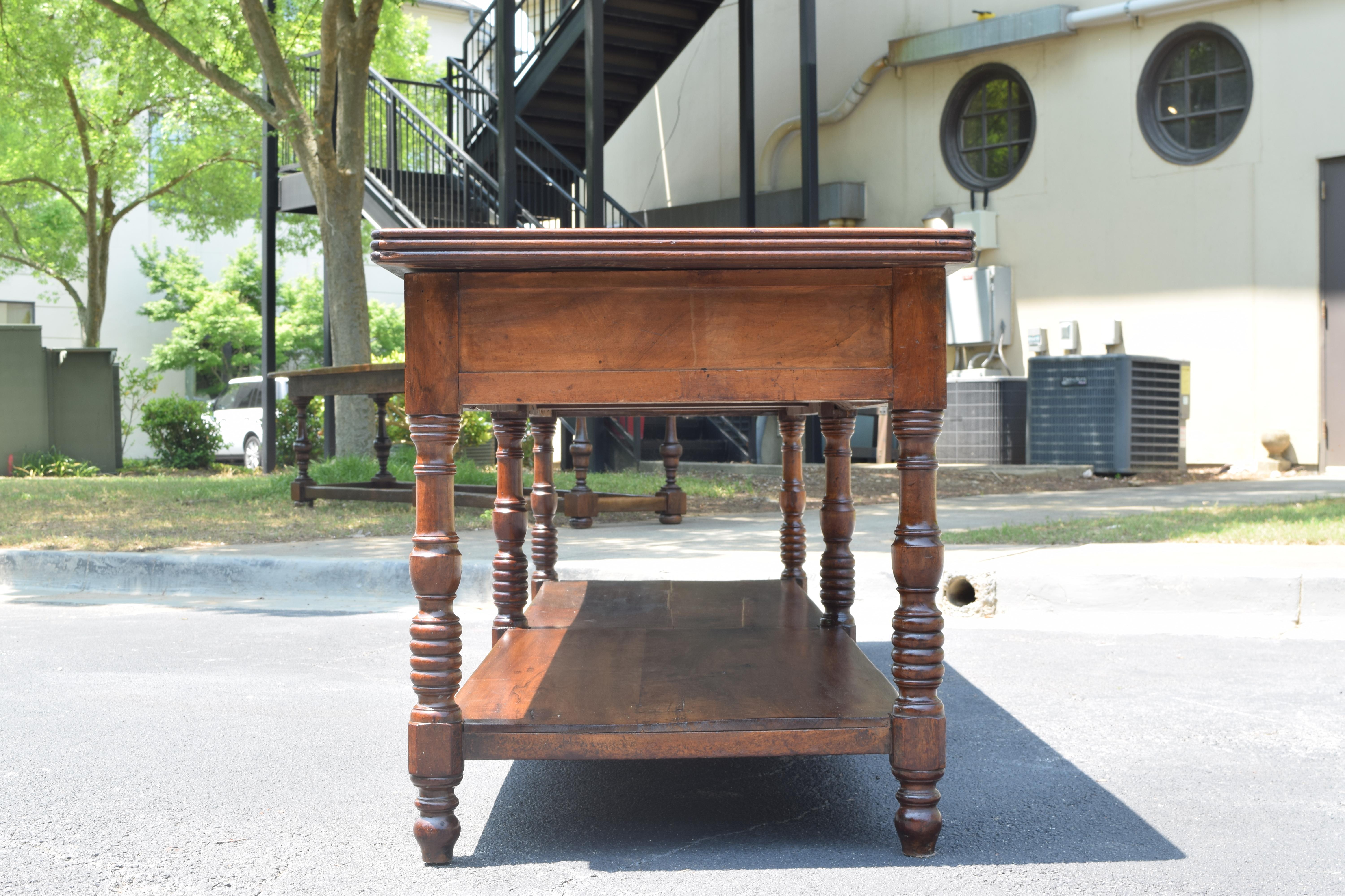 French Louis Philippe Period Large Walnut 4 Drawer Table de Drapiers, ca. 1835 2