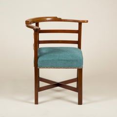 Early 19th Century Walnut Corner Chair with Simple Horizontal Back-Splats