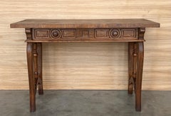 Early 19th Century Walnut Wood Catalan Spanish Console, Desk or Vanity Table
