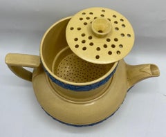 Early 19th Century Wedgwood Porcelain Biggin Teapot with Blue Glazed Accents