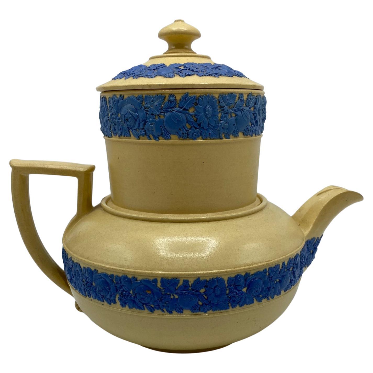 Early 19th Century Wedgwood Porcelain Biggin Teapot with Blue Glazed Accents