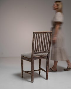 Chaise suédoise en bois blanc du début du XIXe siècle, avec assise rembourrée