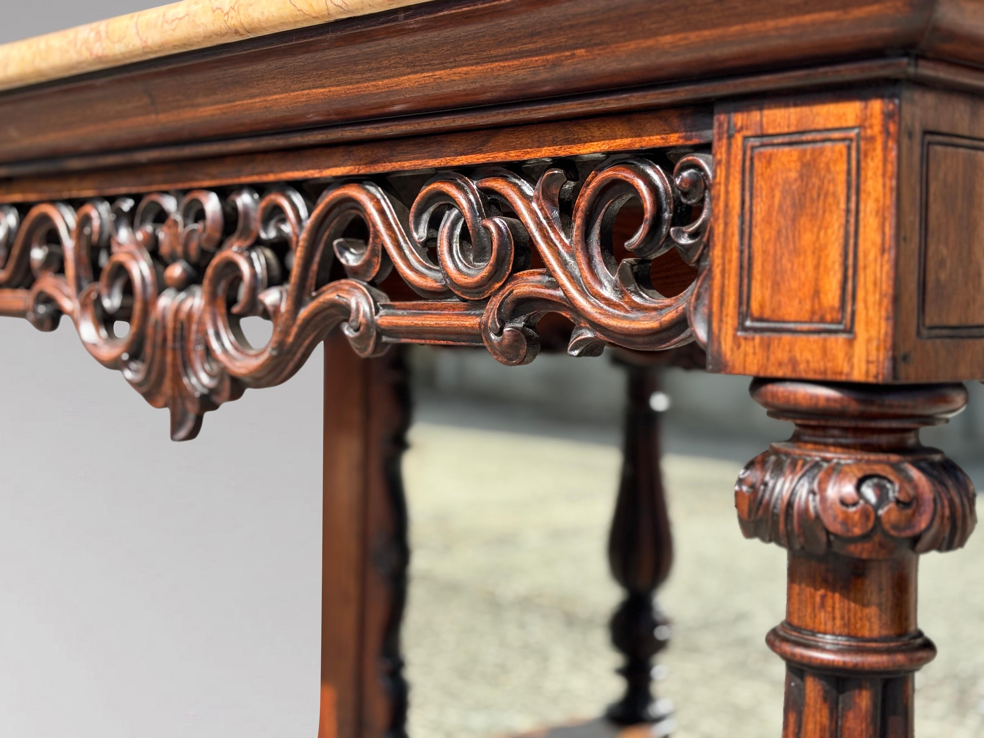 Consola con tapa de mármol de palisandro tallado de principios del siglo XIX, época de Guillermo IV en venta 9