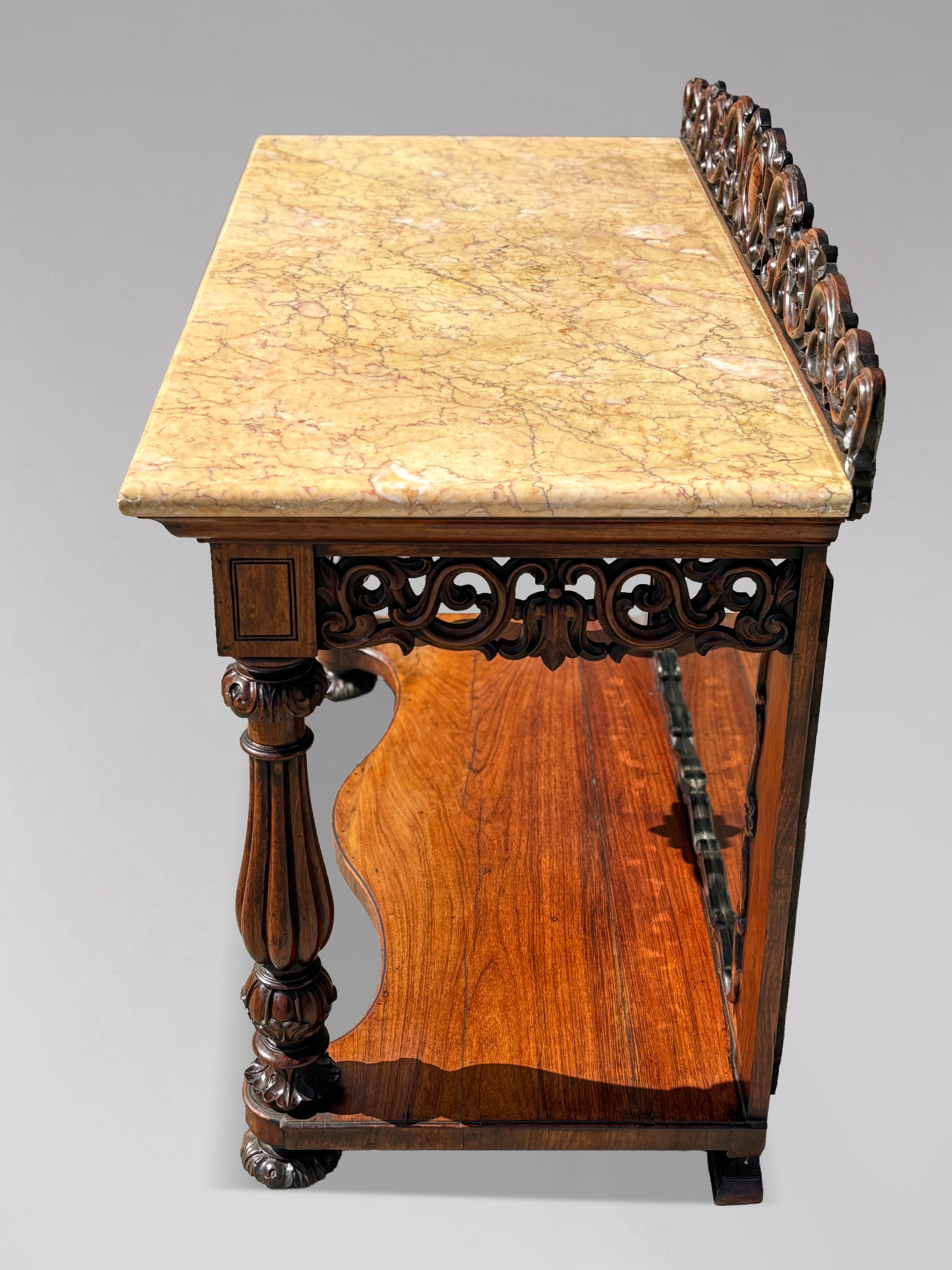 Consola con tapa de mármol de palisandro tallado de principios del siglo XIX, época de Guillermo IV en venta 2