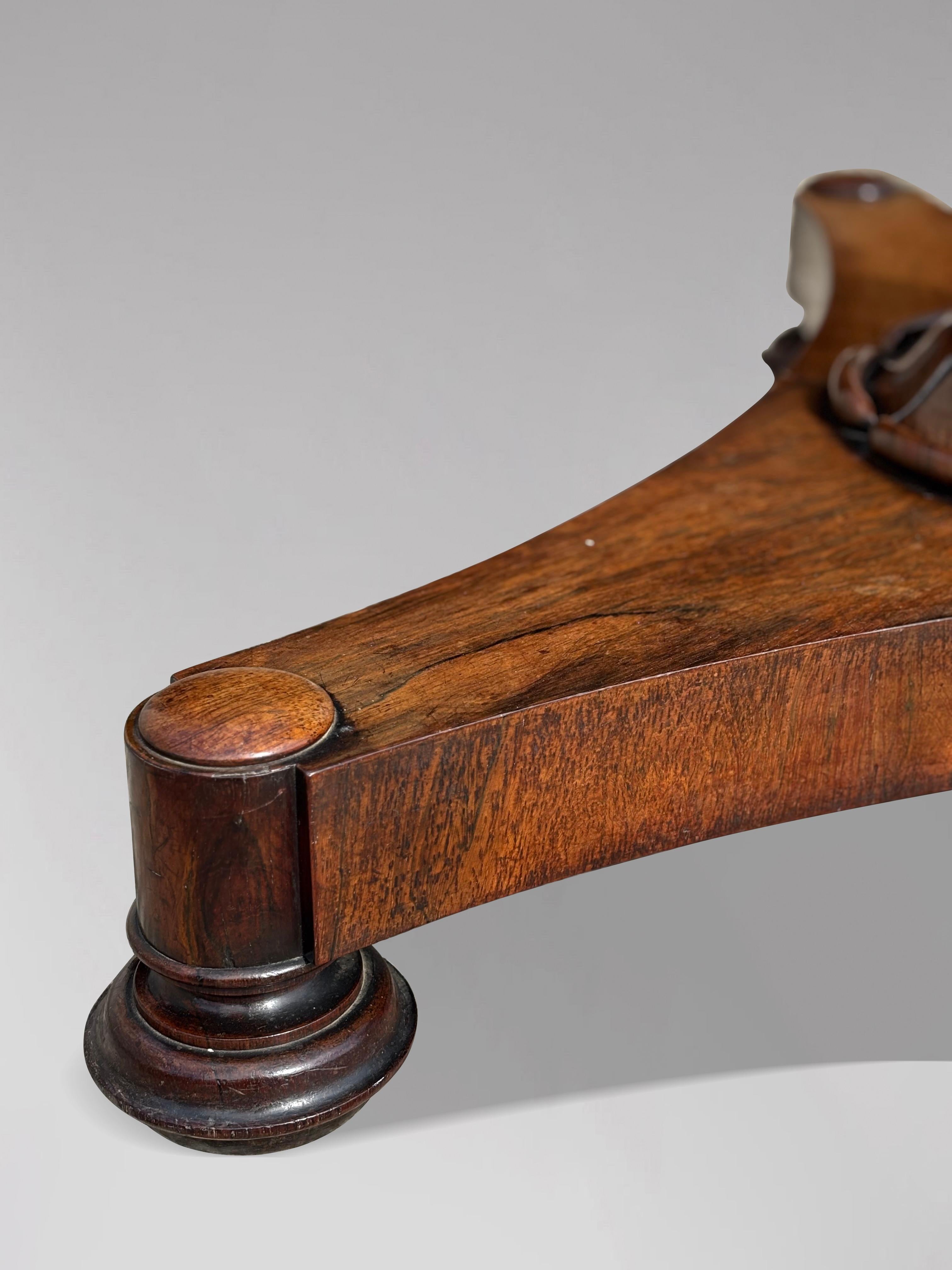 Table de centre en palissandre du début du 19e siècle, époque William IV en vente 6