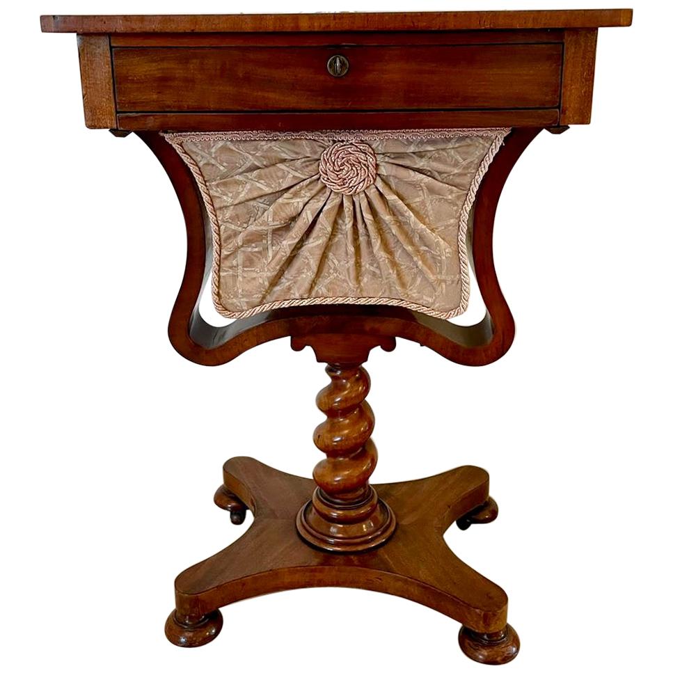 Table à couture d'échecs William IV du début du XIXe siècle en bois de rose avec plateau de jeu