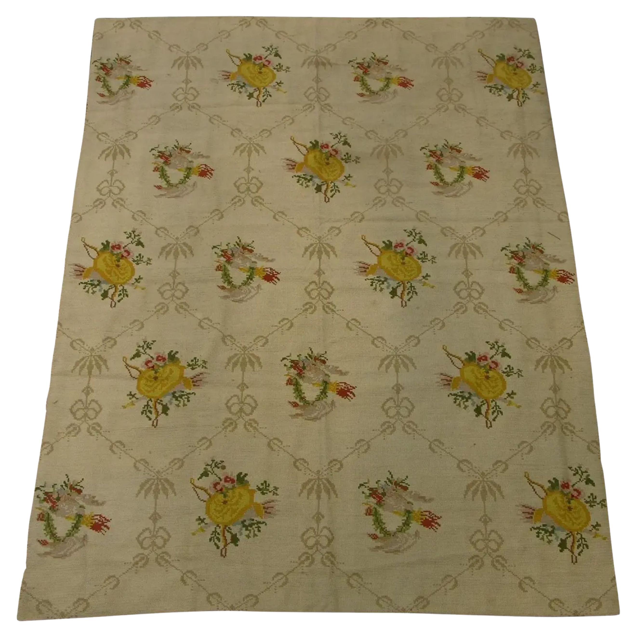 Tapis de Bessarabie en laine à motifs floraux du début du 19e siècle en vente