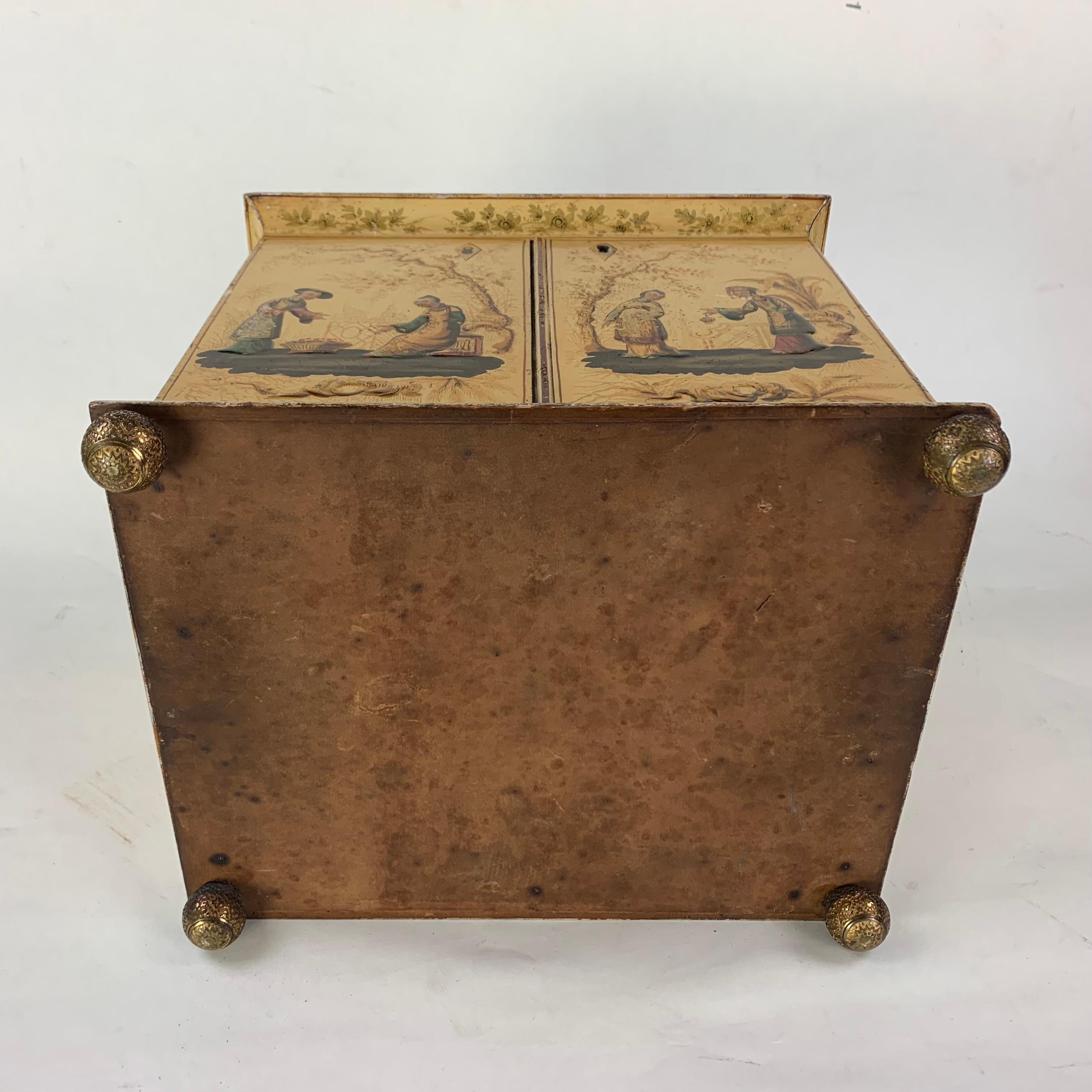 Early 19th Century Yellow Japanned Workbox For Sale 4