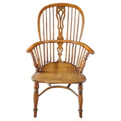 Early 19th Century Yew Wood English George III “Bow Back” Windsor Armchair