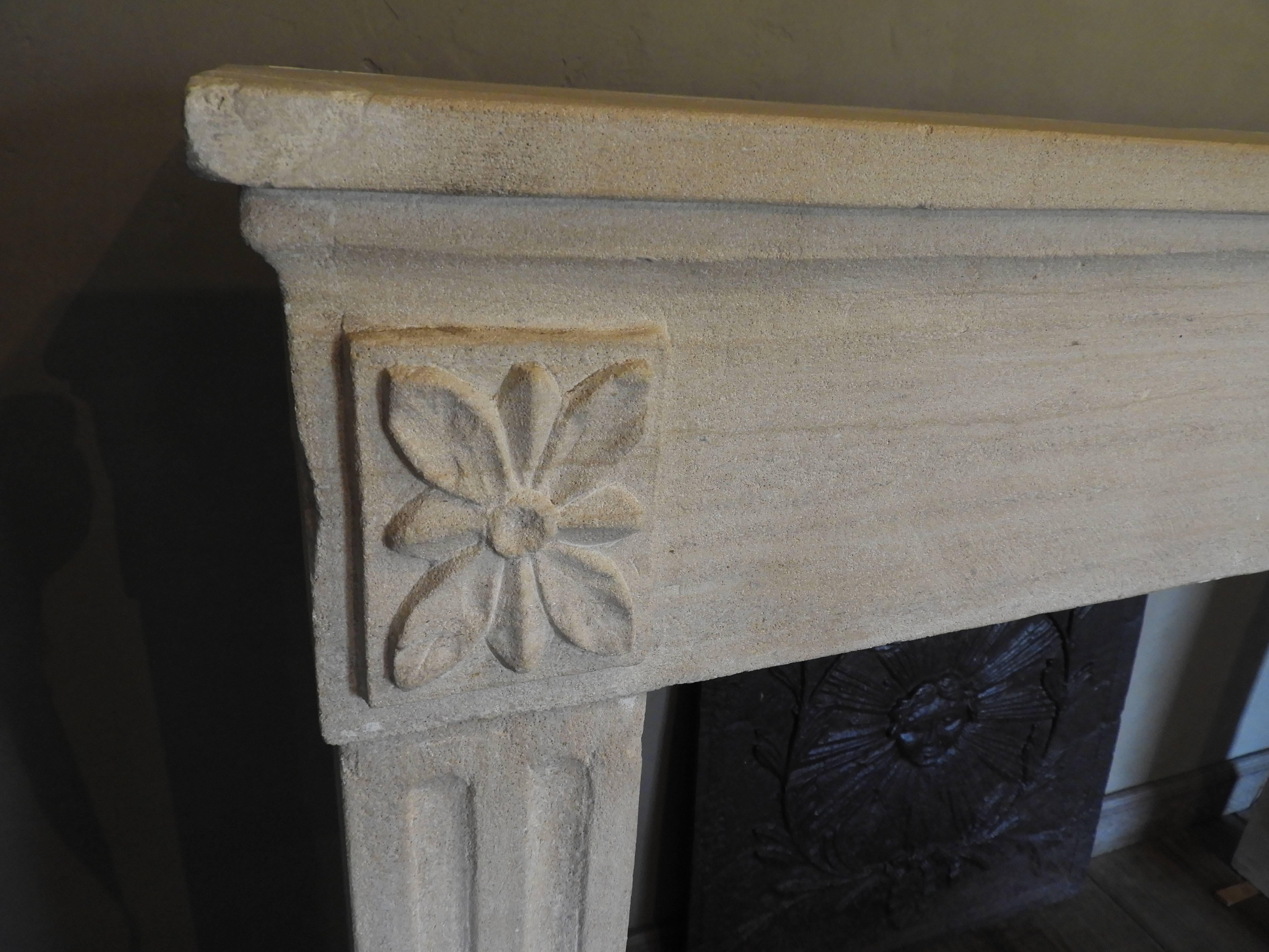 European Early 19th-Late 18th Century Louis XV Fireplace in French Limestone 