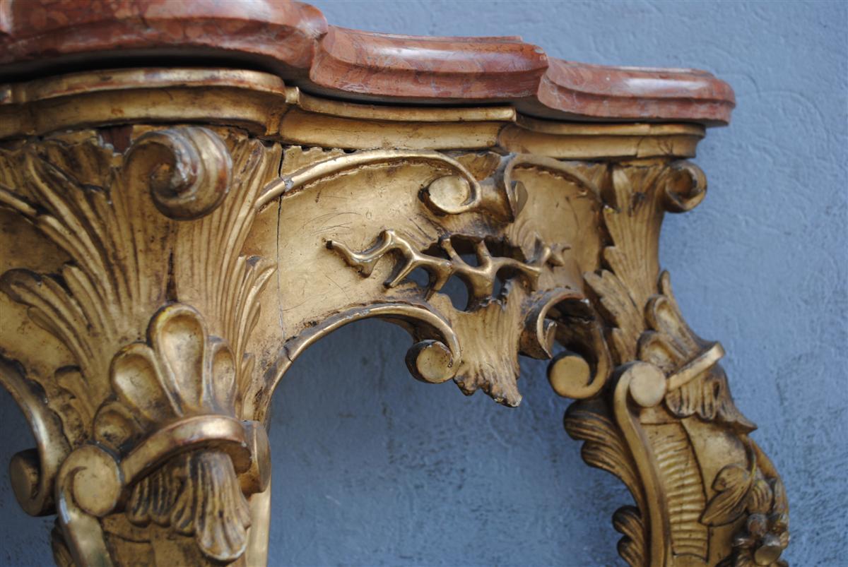 Konsole im Louis-XV-Stil des frühen 19. Jahrhunderts aus vergoldetem Holz mit Marmorplatte im Angebot 9