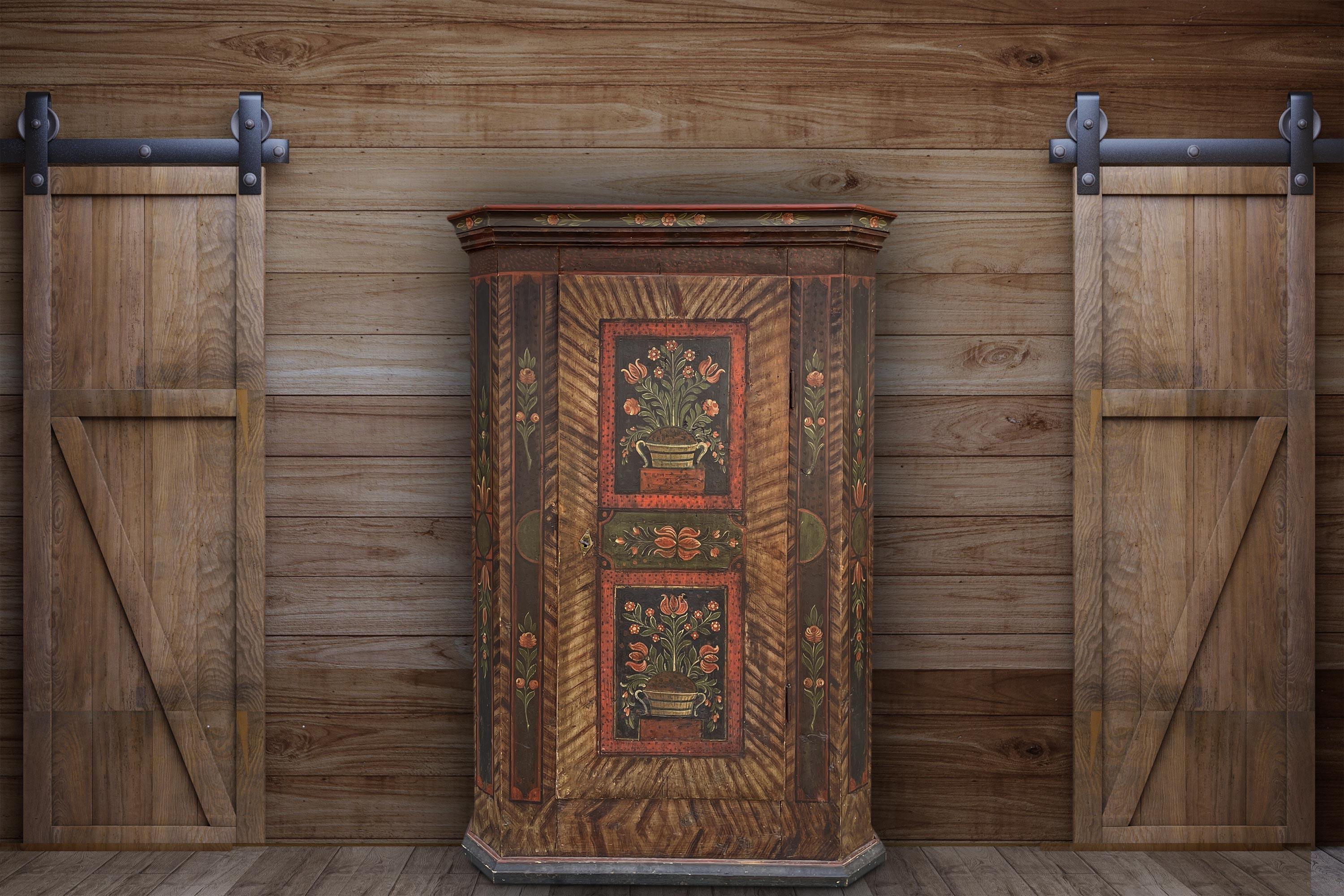 Early 19th Tyrolean Floral Painted Cabinet 2