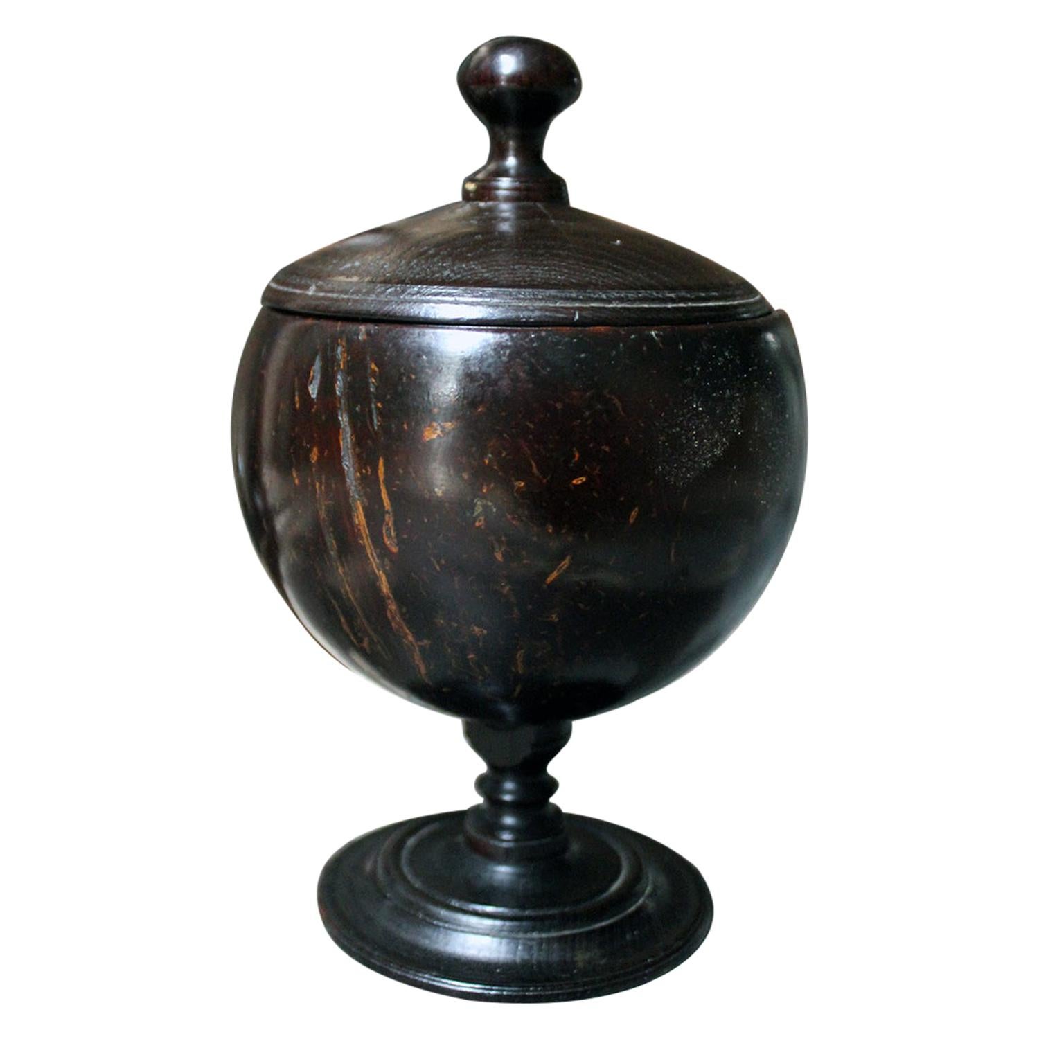Early 19th Century Coconut Cup and Cover, circa 1800