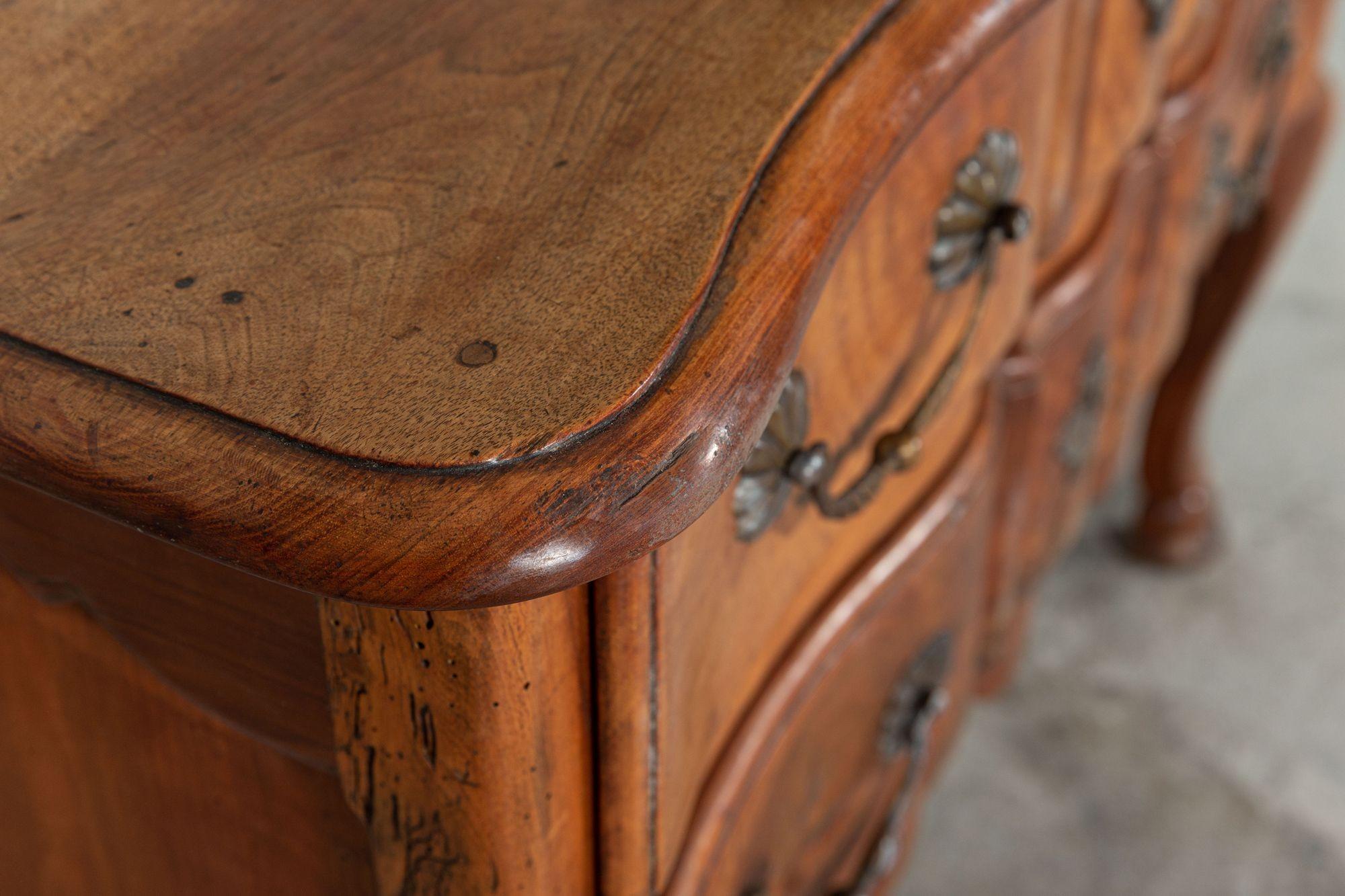 Early 19thC French Walnut Commode For Sale 8
