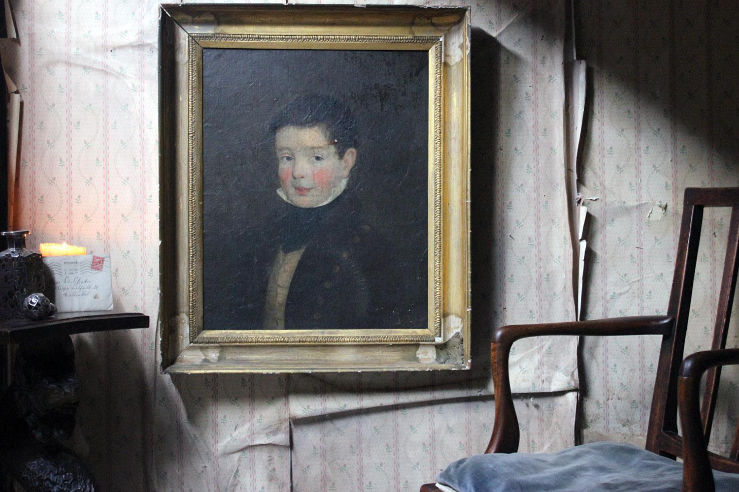 Early 19th Century Irish School Oil on Board of a Young Boy, circa 1810-1825 12
