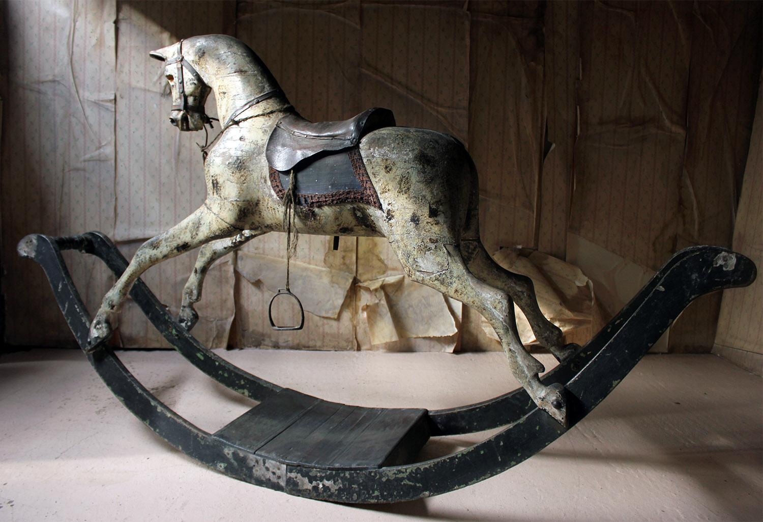 Early 19th Century Large Dappled Grey Bow Rocking Horse, circa 1820-1830 1