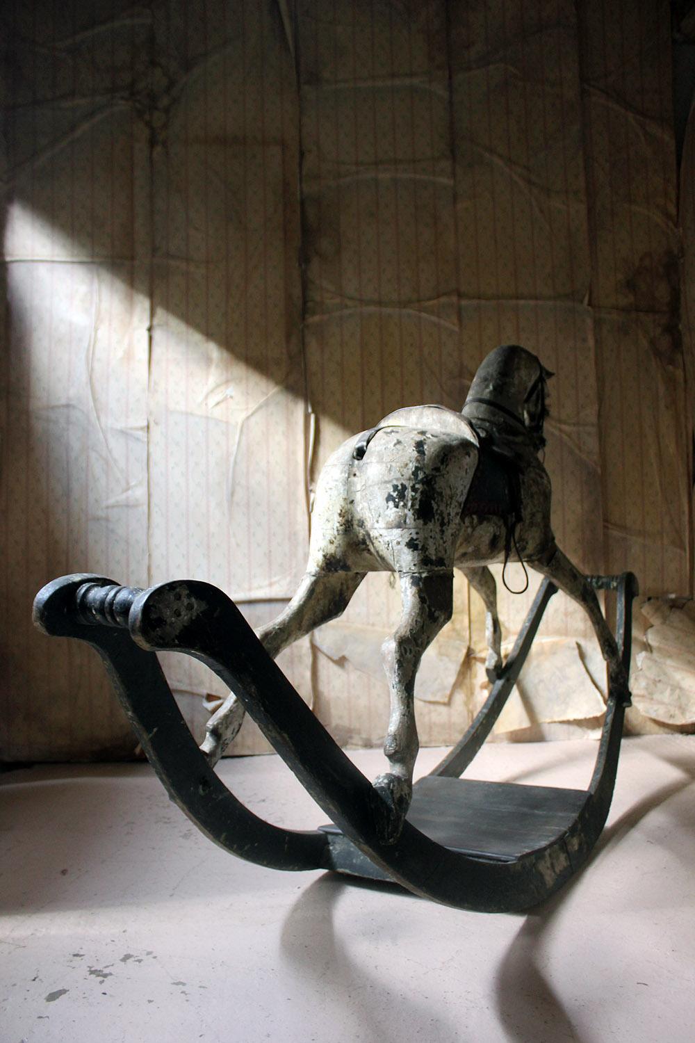 Early 19th Century Large Dappled Grey Bow Rocking Horse, circa 1820-1830 4