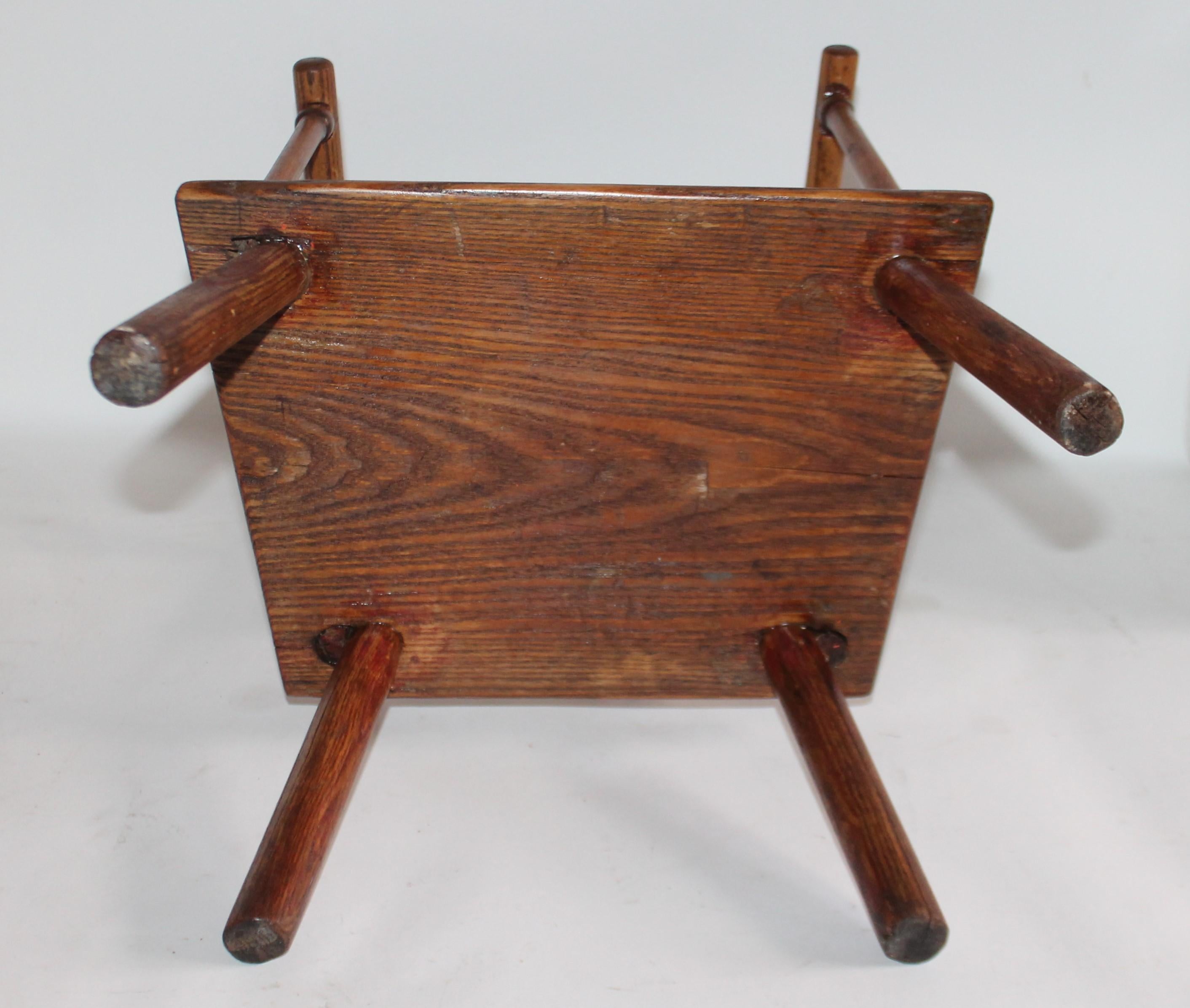 Early 19th Century New England Child's Chair In Good Condition For Sale In Los Angeles, CA