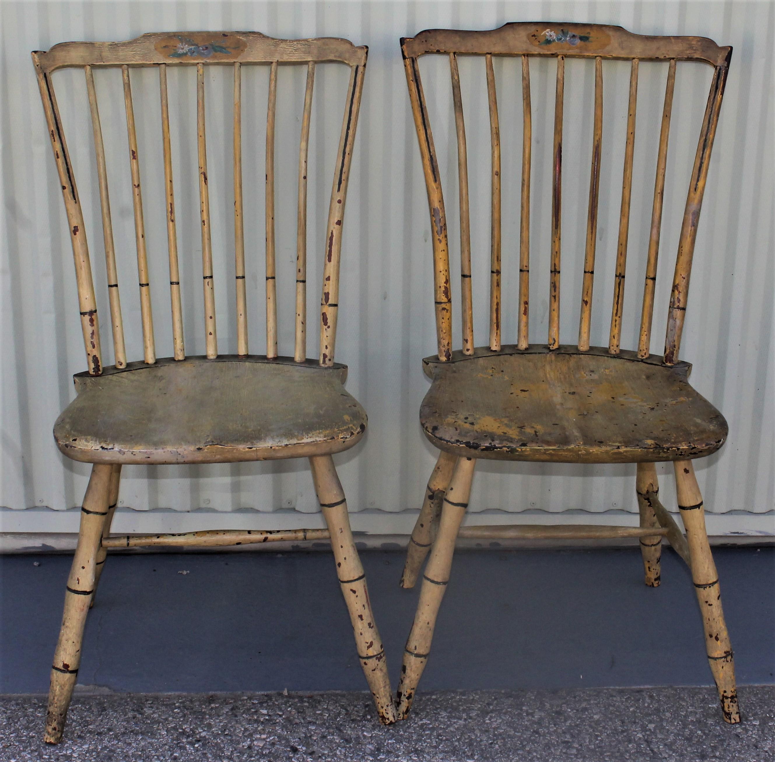Early 19th Century Original Mustard Painted Step Down Windsor Chairs In Good Condition In Los Angeles, CA
