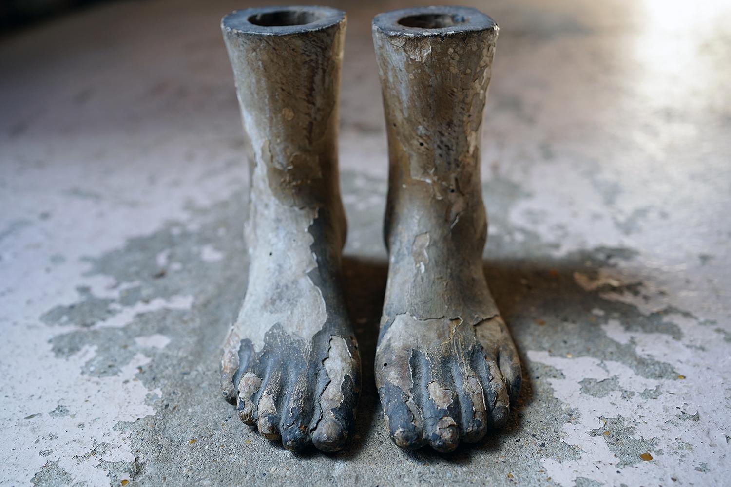 Early 19thC Pair of Carved Pine & Painted Gesso Mannequin Feet 9