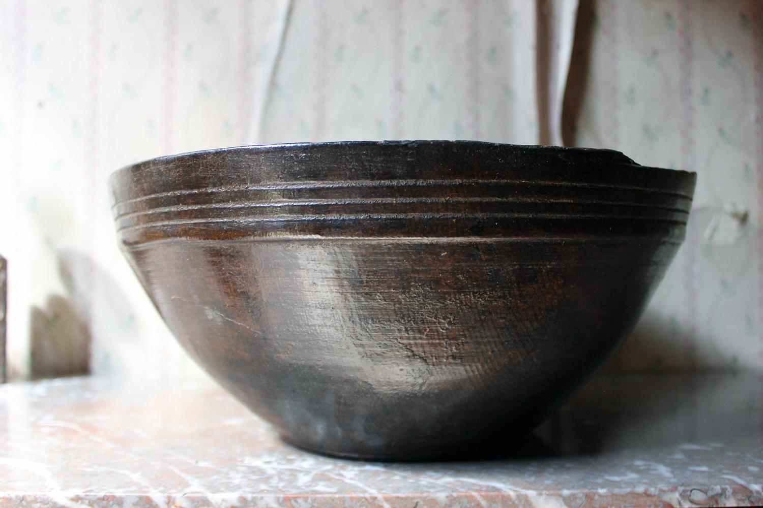 Early 19th Century Repaired Beechwood Bowl, circa 1830-1840 8