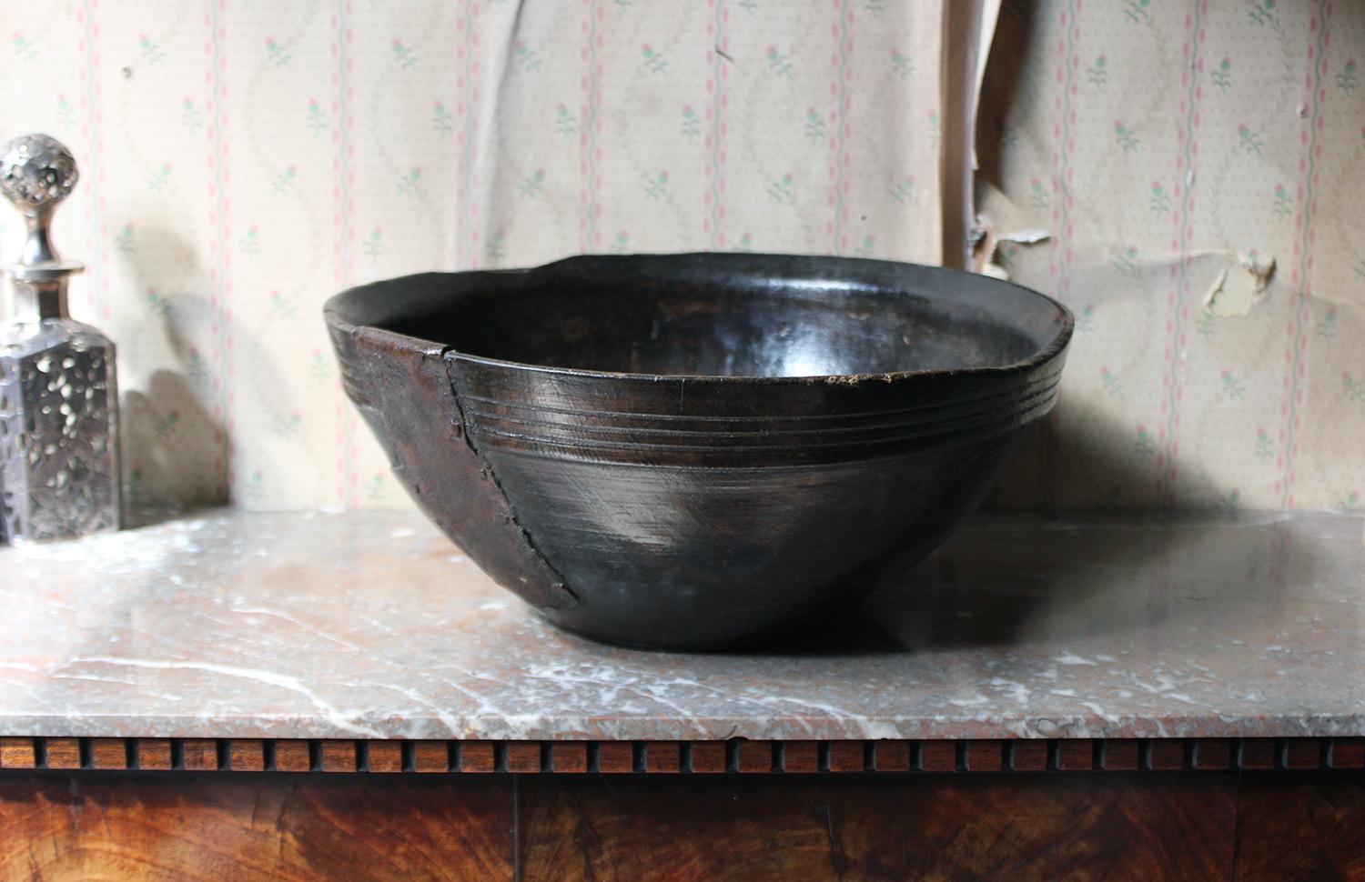 Early 19th Century Repaired Beechwood Bowl, circa 1830-1840 12
