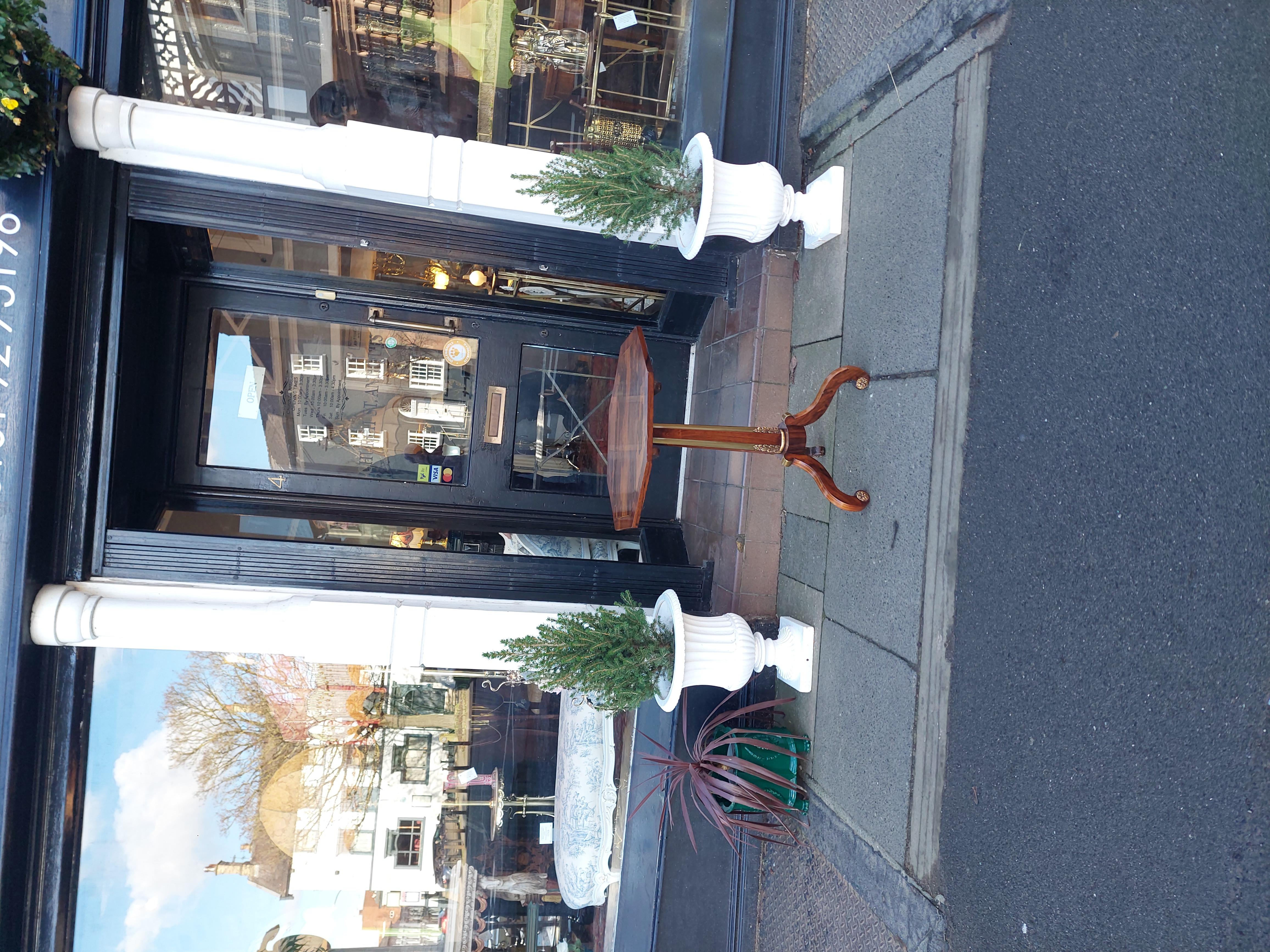 Early 19thC Rosewood Octagonal Tilt-Top Table In Good Condition In Altrincham, GB
