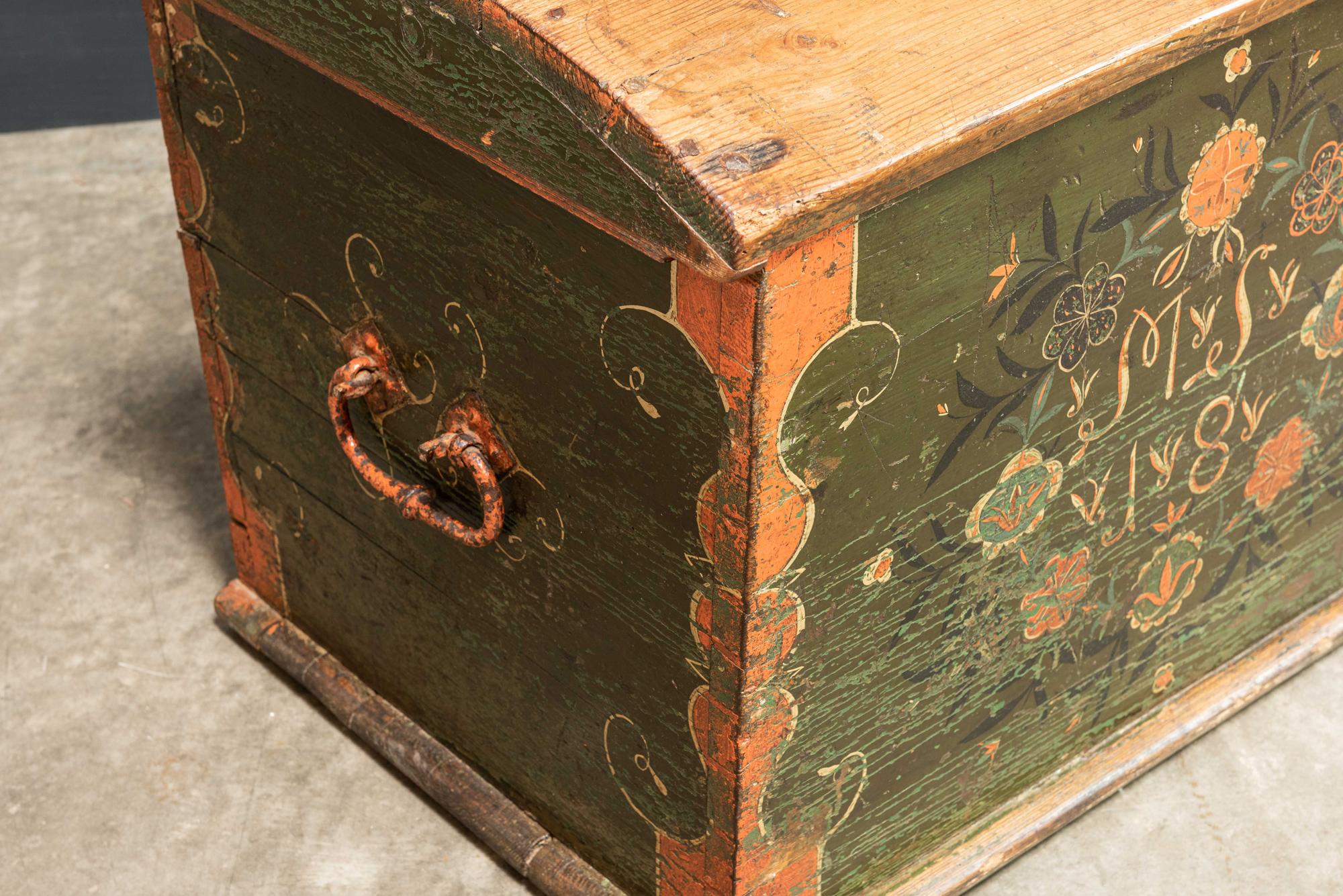 Early 19th Century Swedish Marriage/Dowry Chest For Sale 9