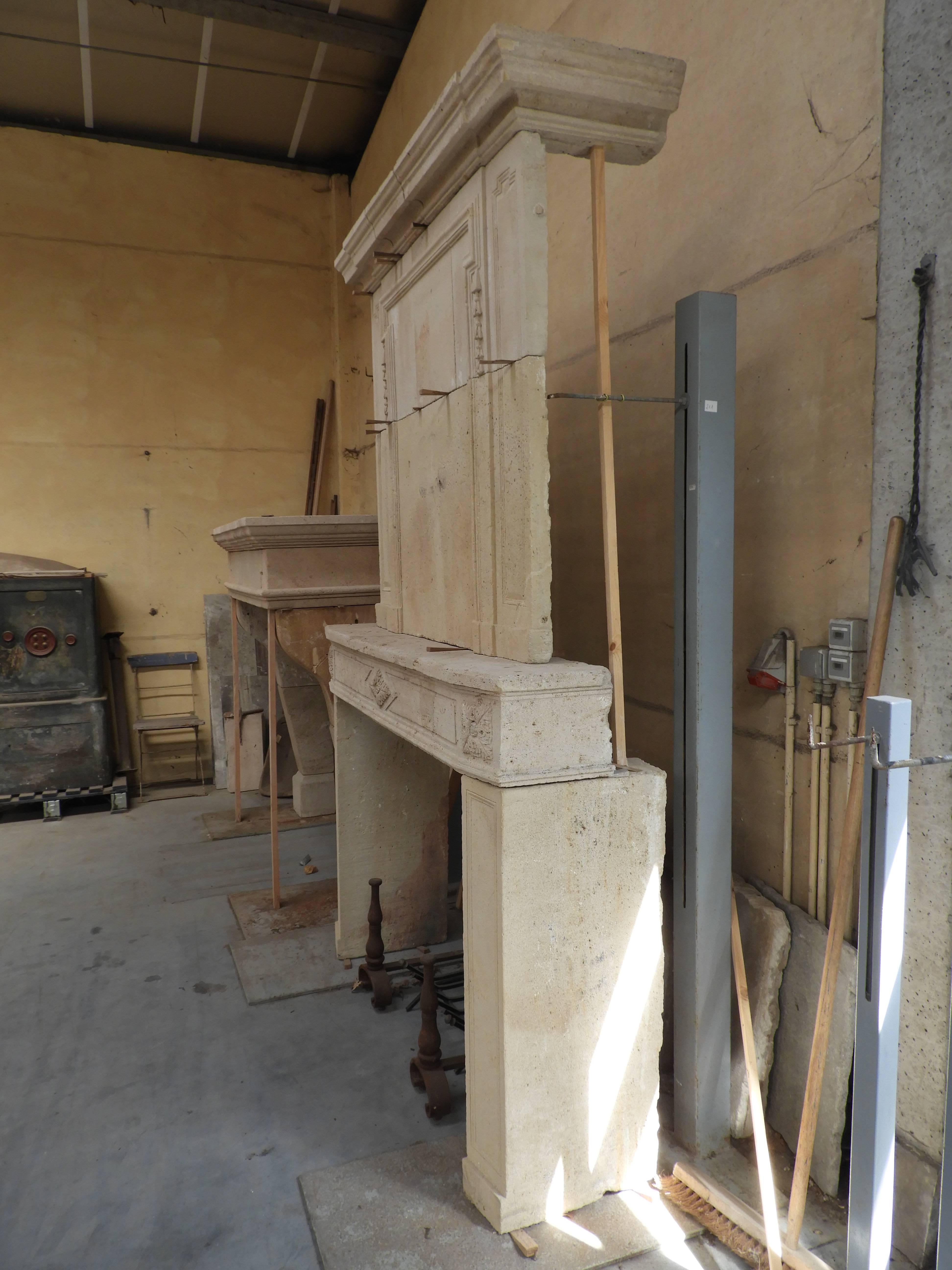 Early 19the Century Louis XVI Fireplace in French Limestone For Sale 12