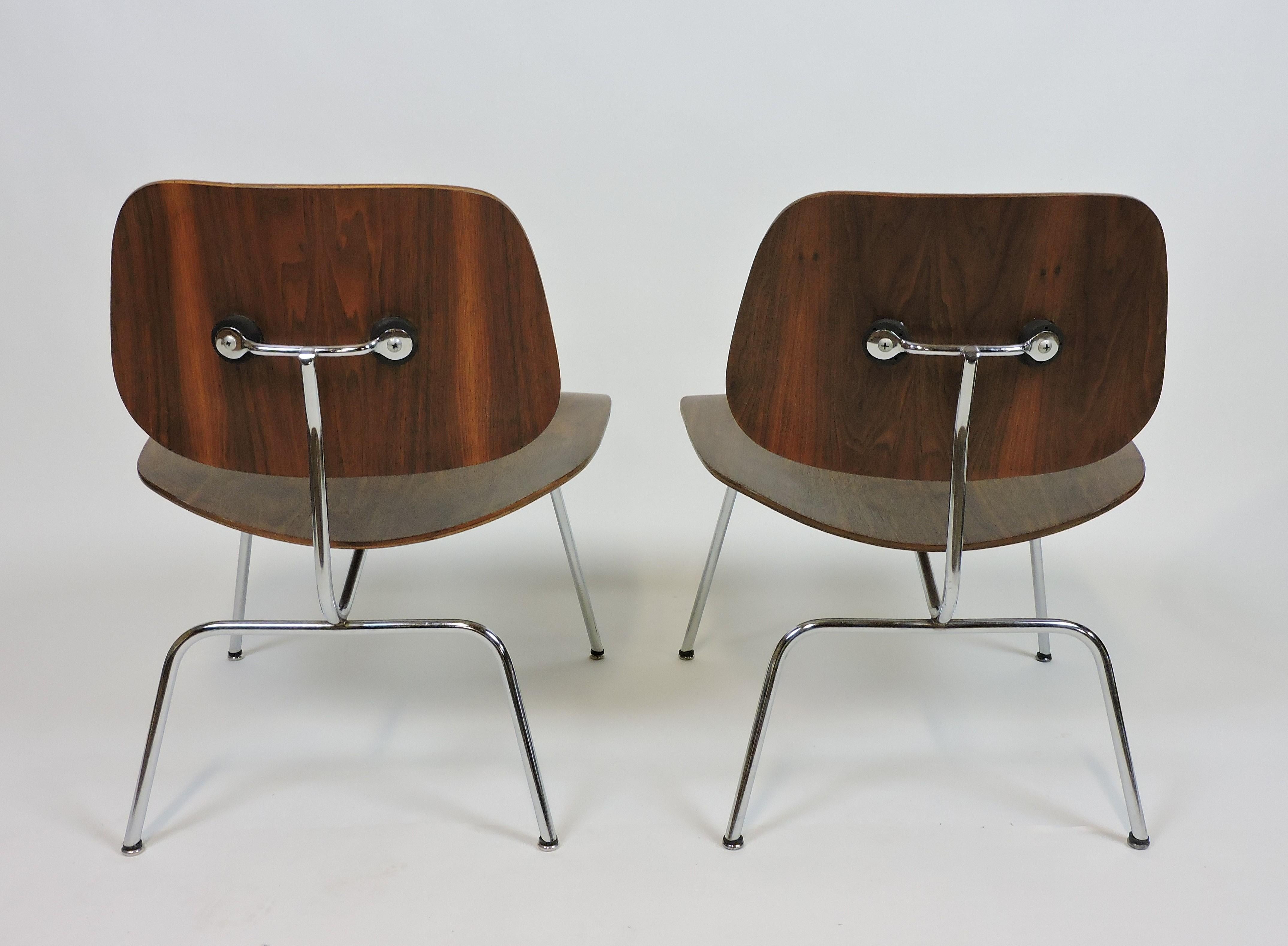 Frühe Erstausgabe des Eames Walnut LCM Chair für Evans (Mitte des 20. Jahrhunderts) im Angebot
