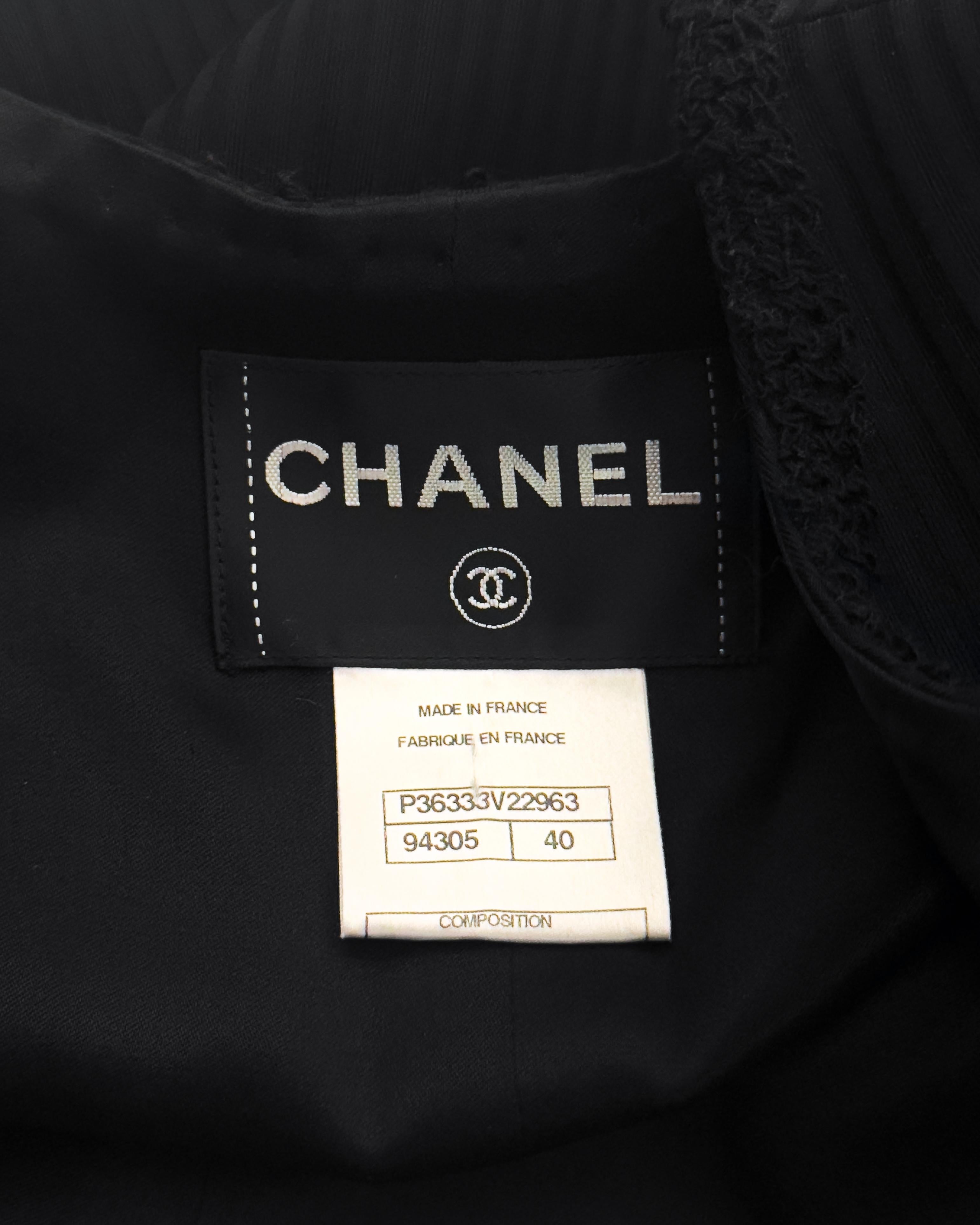 Début 2000 - Chanel - Veste à rayures tonales noires en vente 3