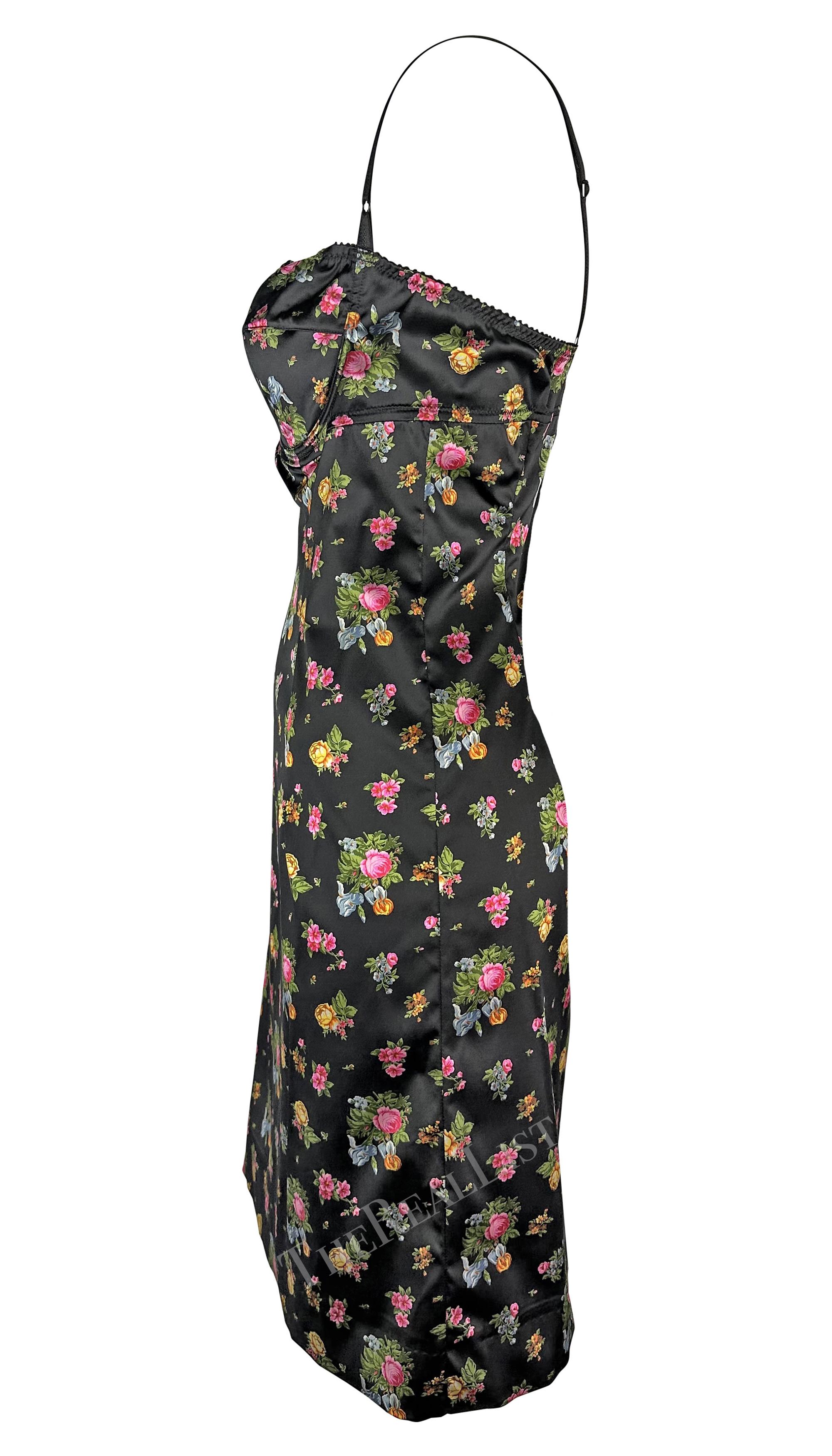 Early 2000s Dolce & Gabbana Black Floral Rose Mini Dress Y2K In Excellent Condition For Sale In West Hollywood, CA