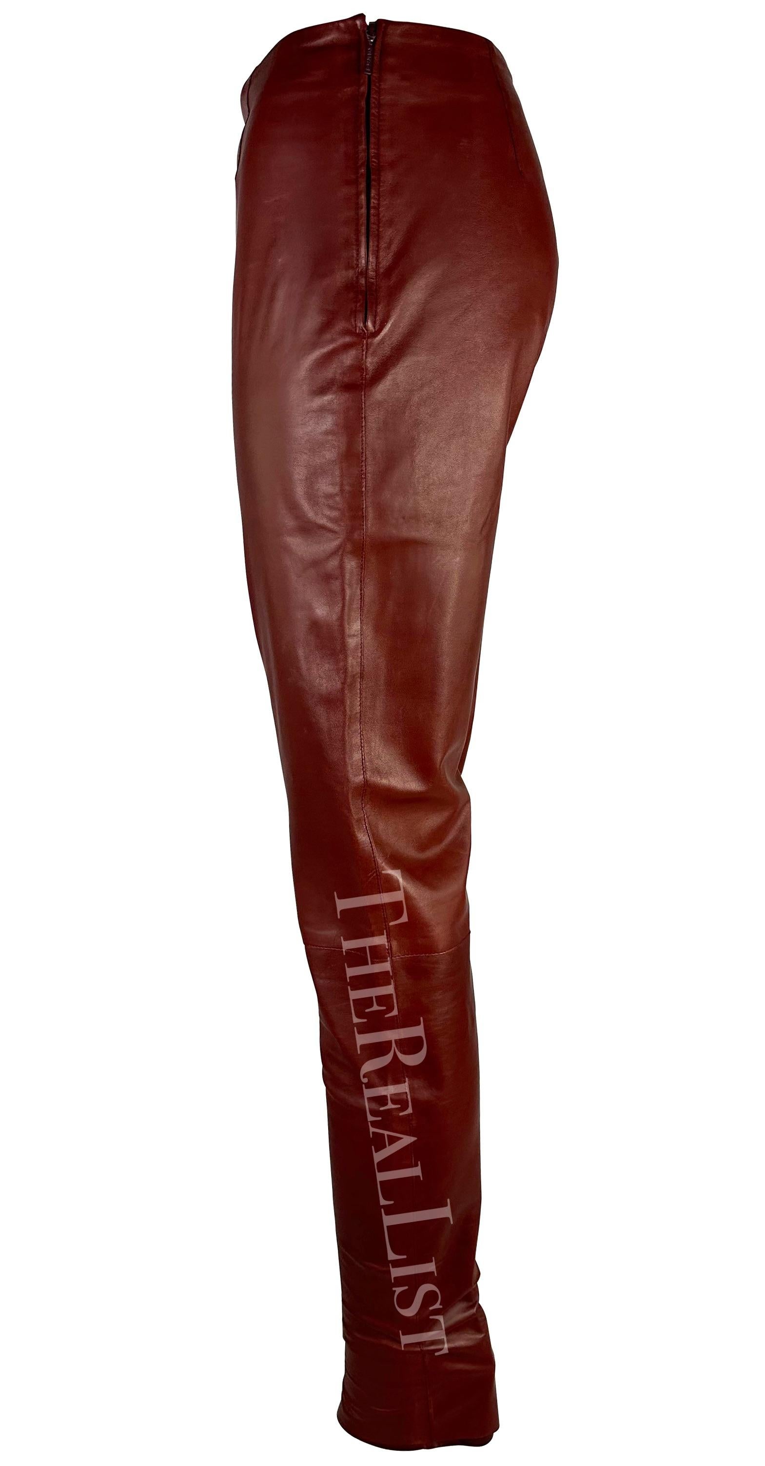Early 2000s Gucci by Tom Ford Deep Red Fitted Slim Leather Y2K Pants In Excellent Condition For Sale In West Hollywood, CA