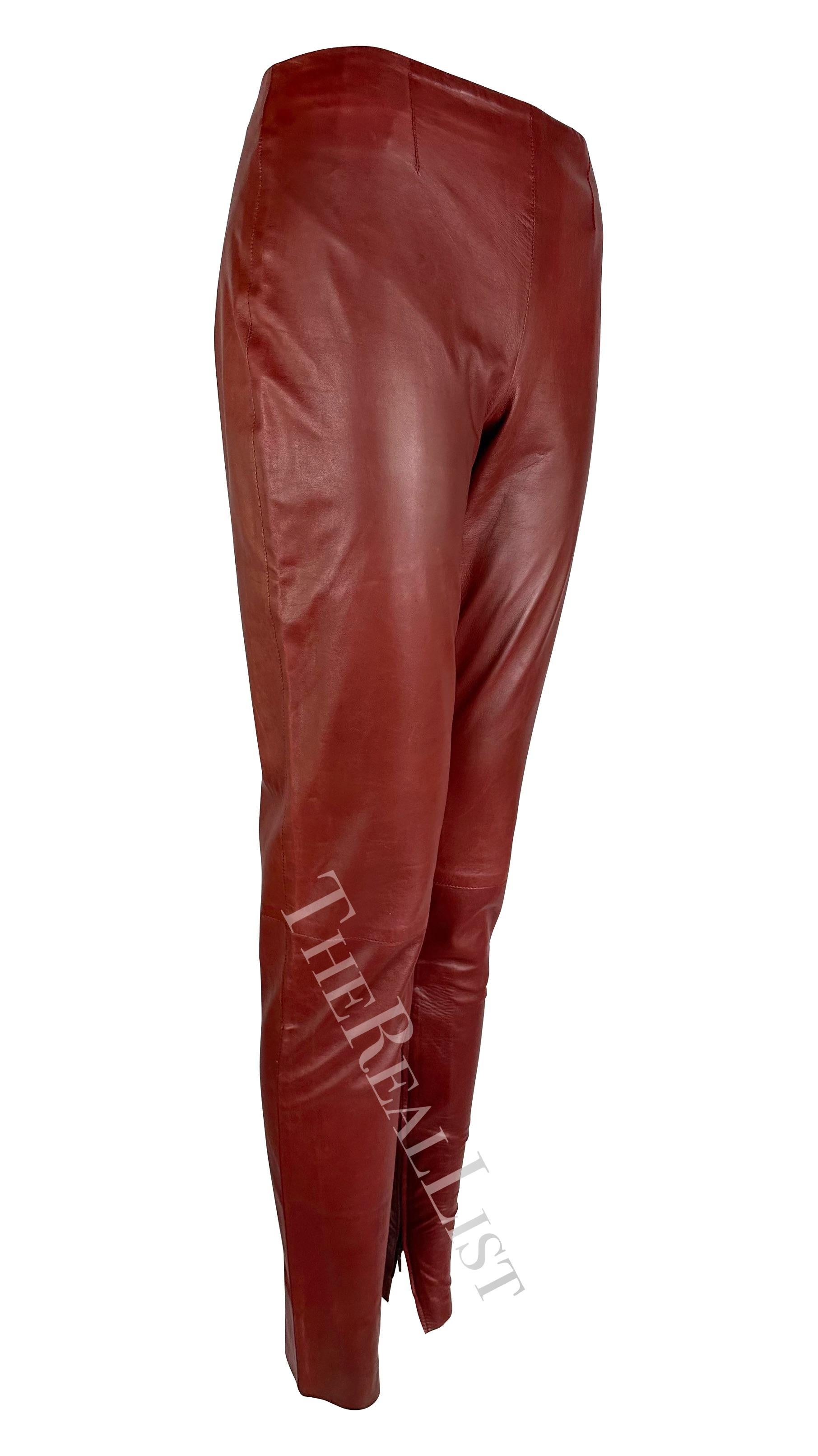 Early 2000s Gucci by Tom Ford Deep Red Fitted Slim Leather Y2K Pants For Sale 2