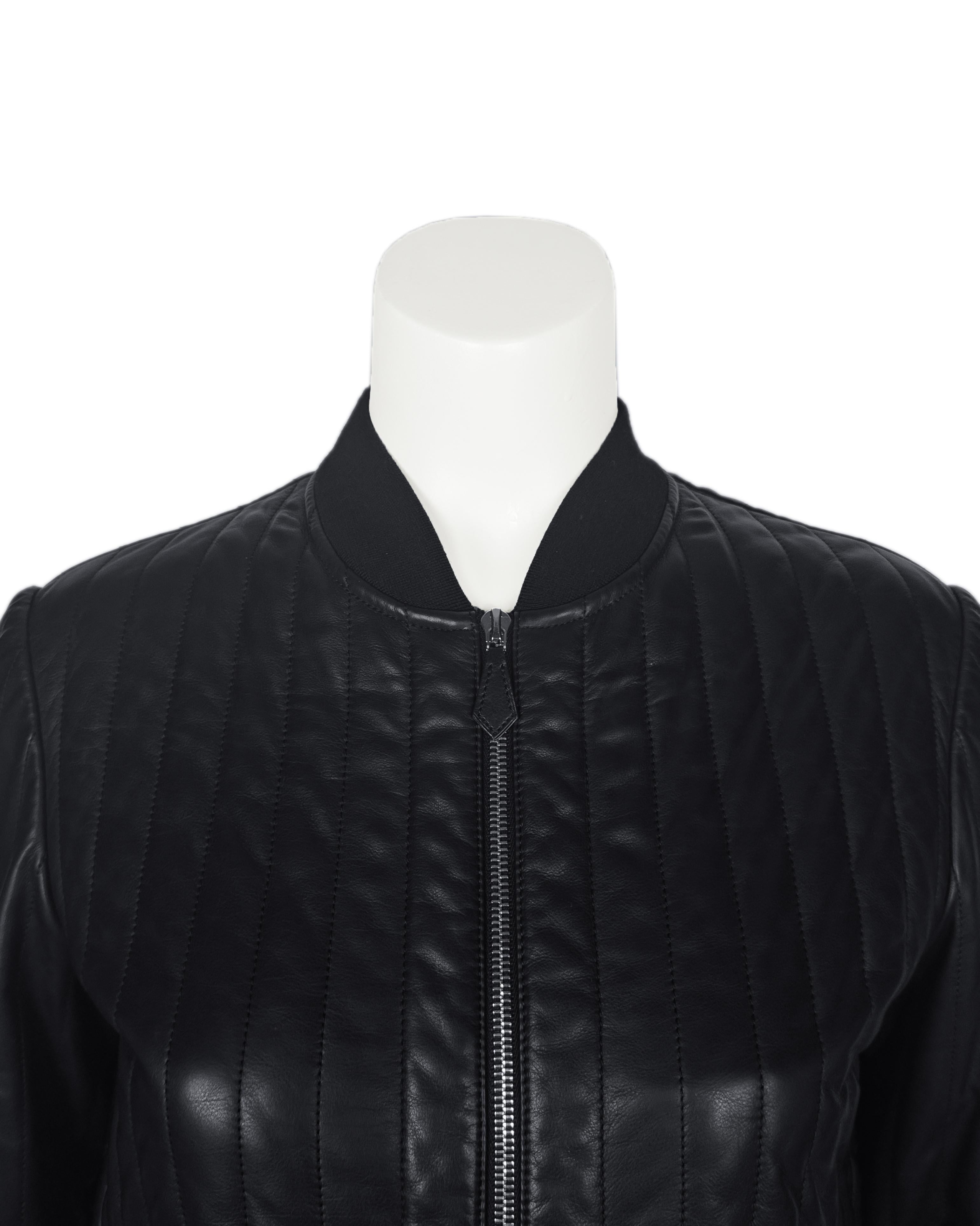 Frühe 2000er Hermes von Martin Margiela Schwarz gepolsterte Lederjacke im Angebot 1