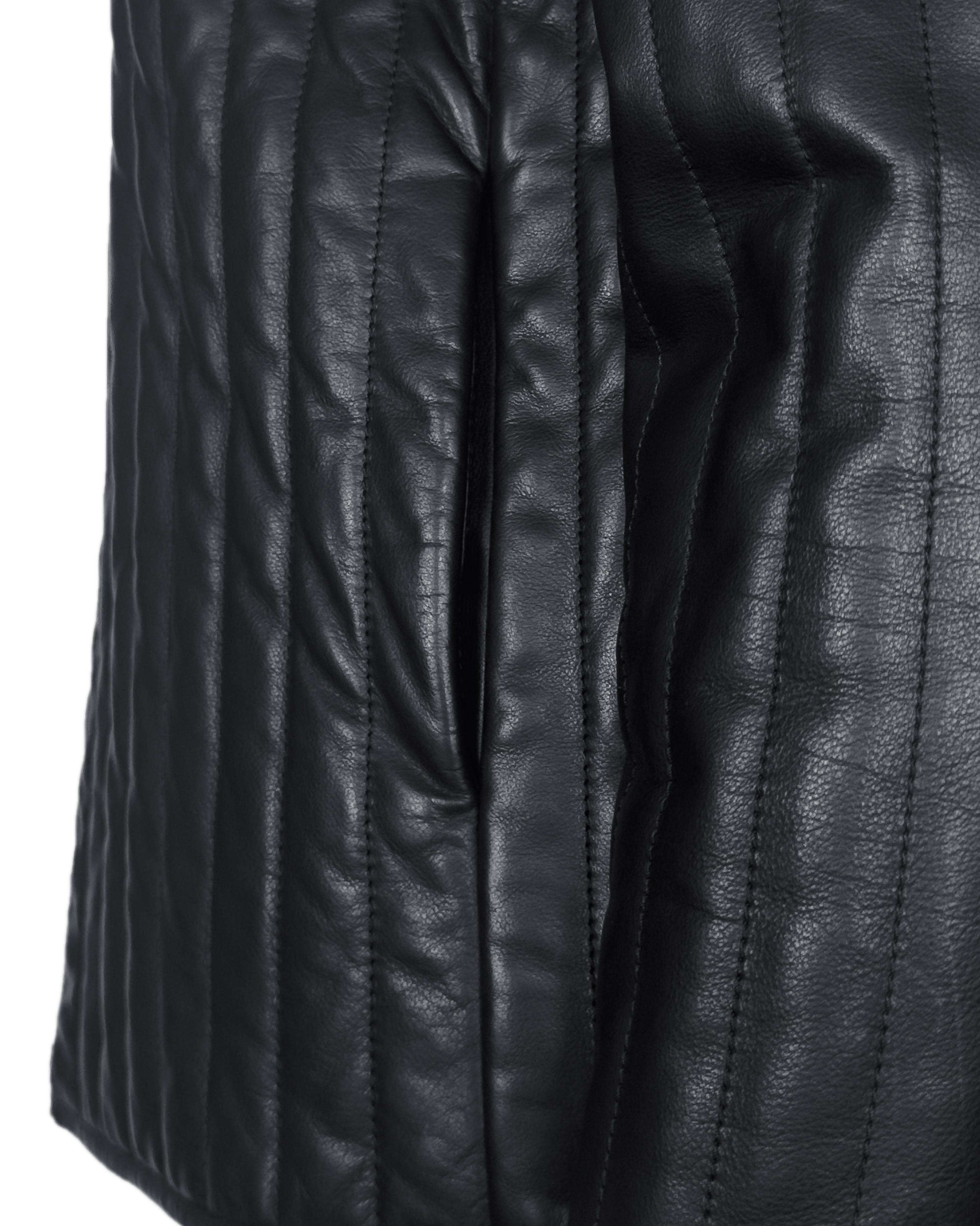 Frühe 2000er Hermes von Martin Margiela Schwarz gepolsterte Lederjacke im Angebot 2