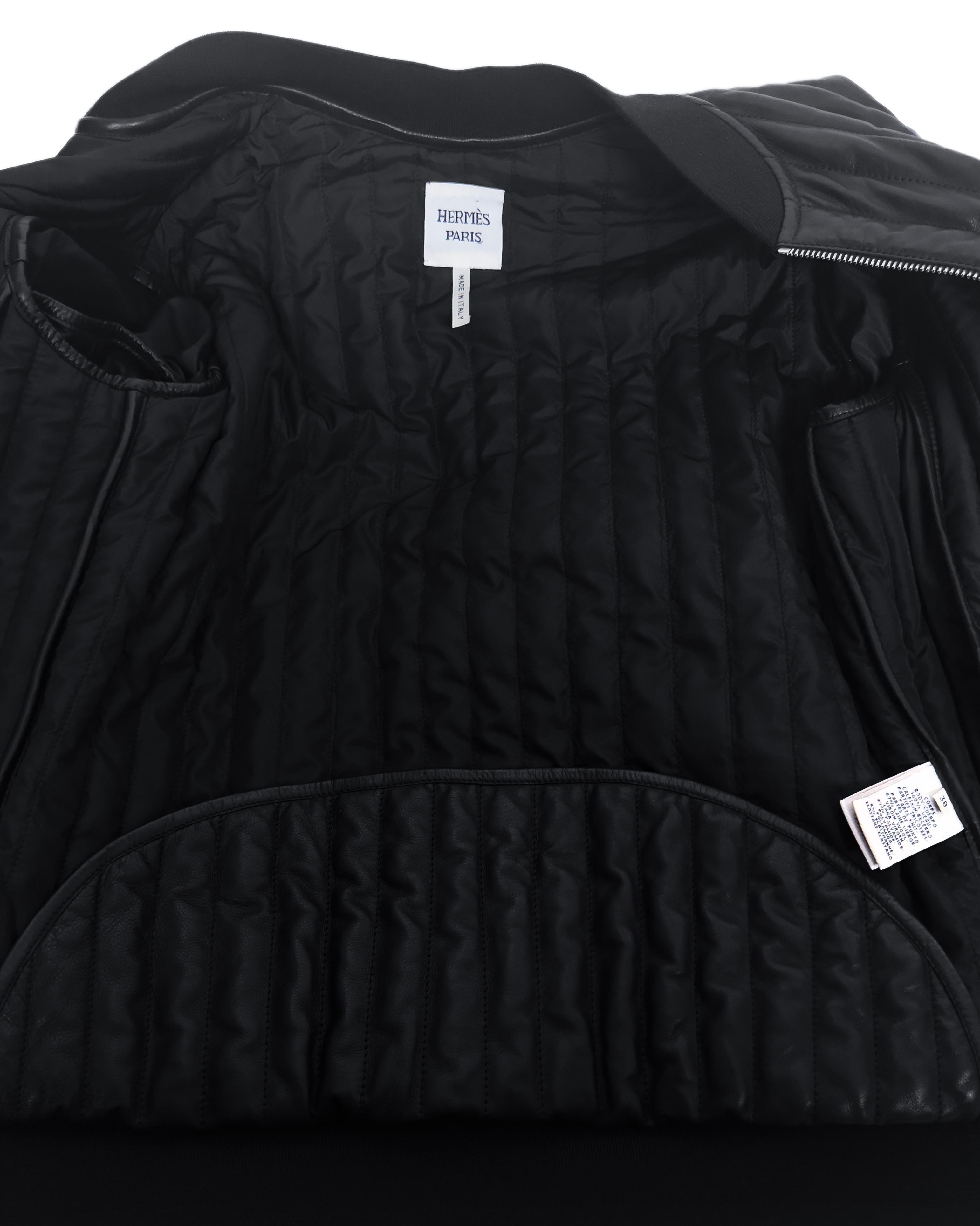 Frühe 2000er Hermes von Martin Margiela Schwarz gepolsterte Lederjacke im Angebot 4