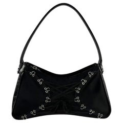 Début des années 2000 John Galliano - Mini sac en cuir satiné noir de style corset