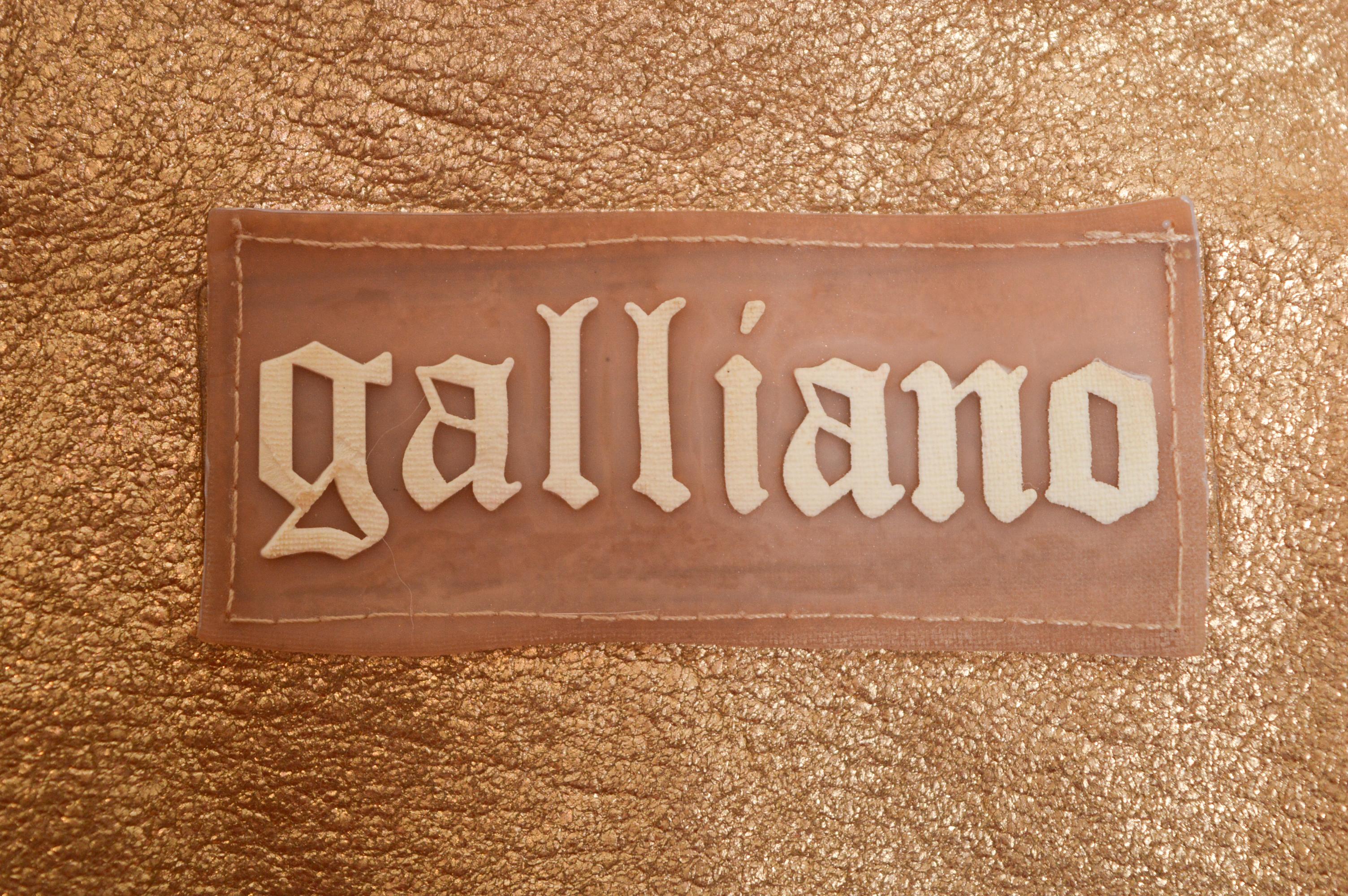 John Galliano, colletto in visone, pelle e lana d'oro, cappotto principesco dei primi anni 2000. in vendita 8