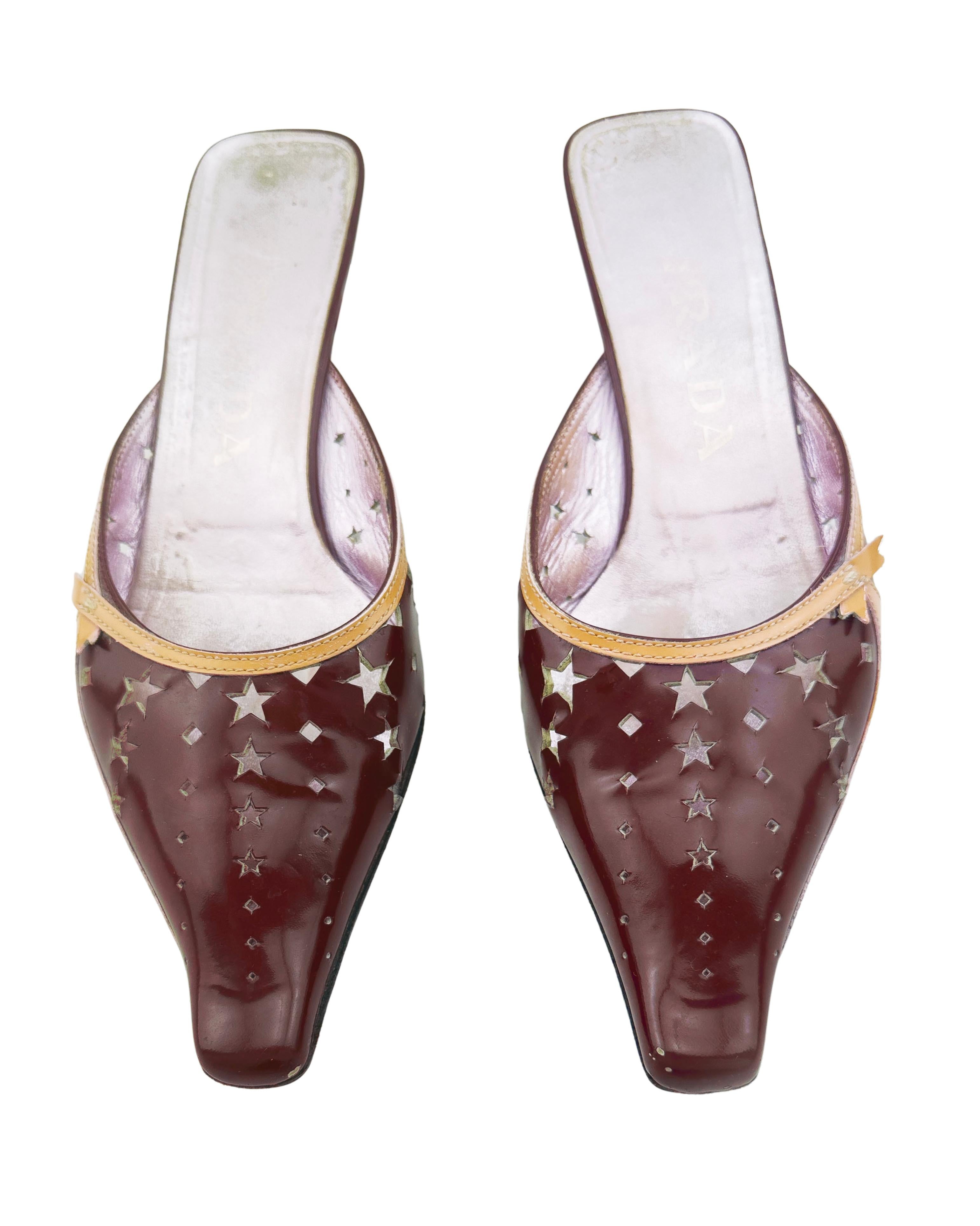 Early 2000s Prada Burgundy and Tan Mules with Star Cut Outs In Good Condition For Sale In Toronto, Ontario