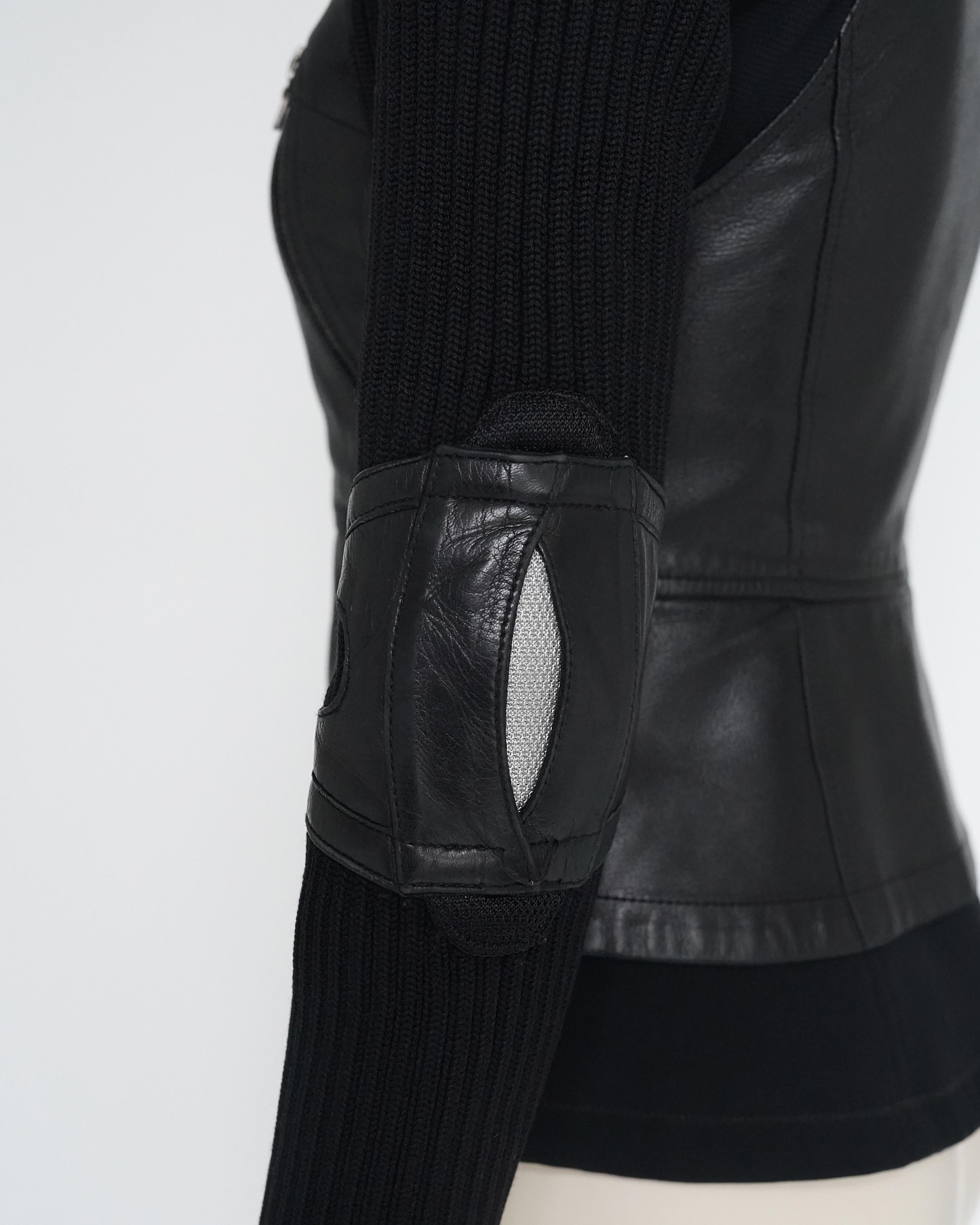 Early 2000s Prada Sport Black Leather & Wool Hybrid 2-Way Zip Jacket For Sale 3