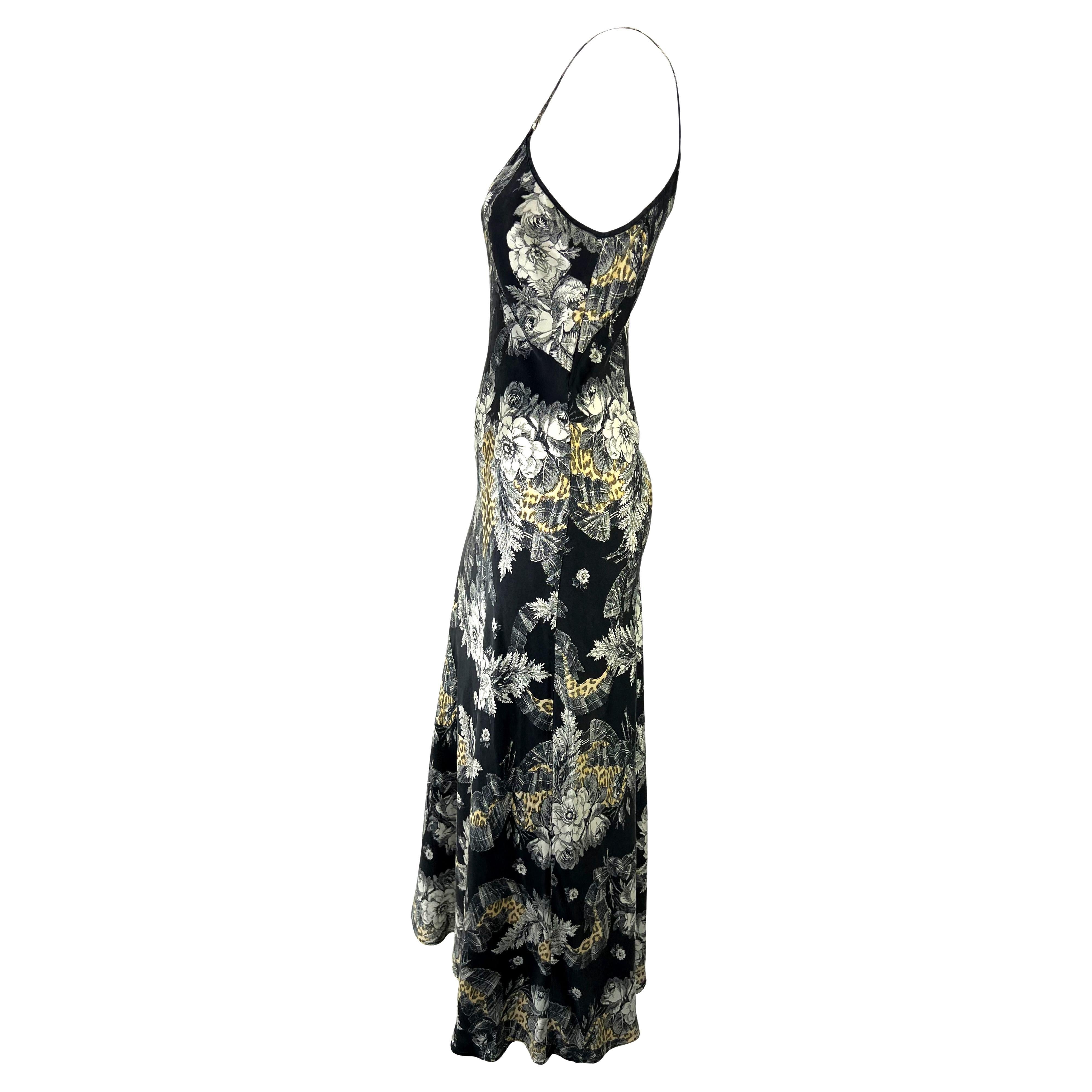 Noir Roberto Cavalli Underwear robe-culotte imprimée guépard en soie à fleurs du début des années 2000 en vente