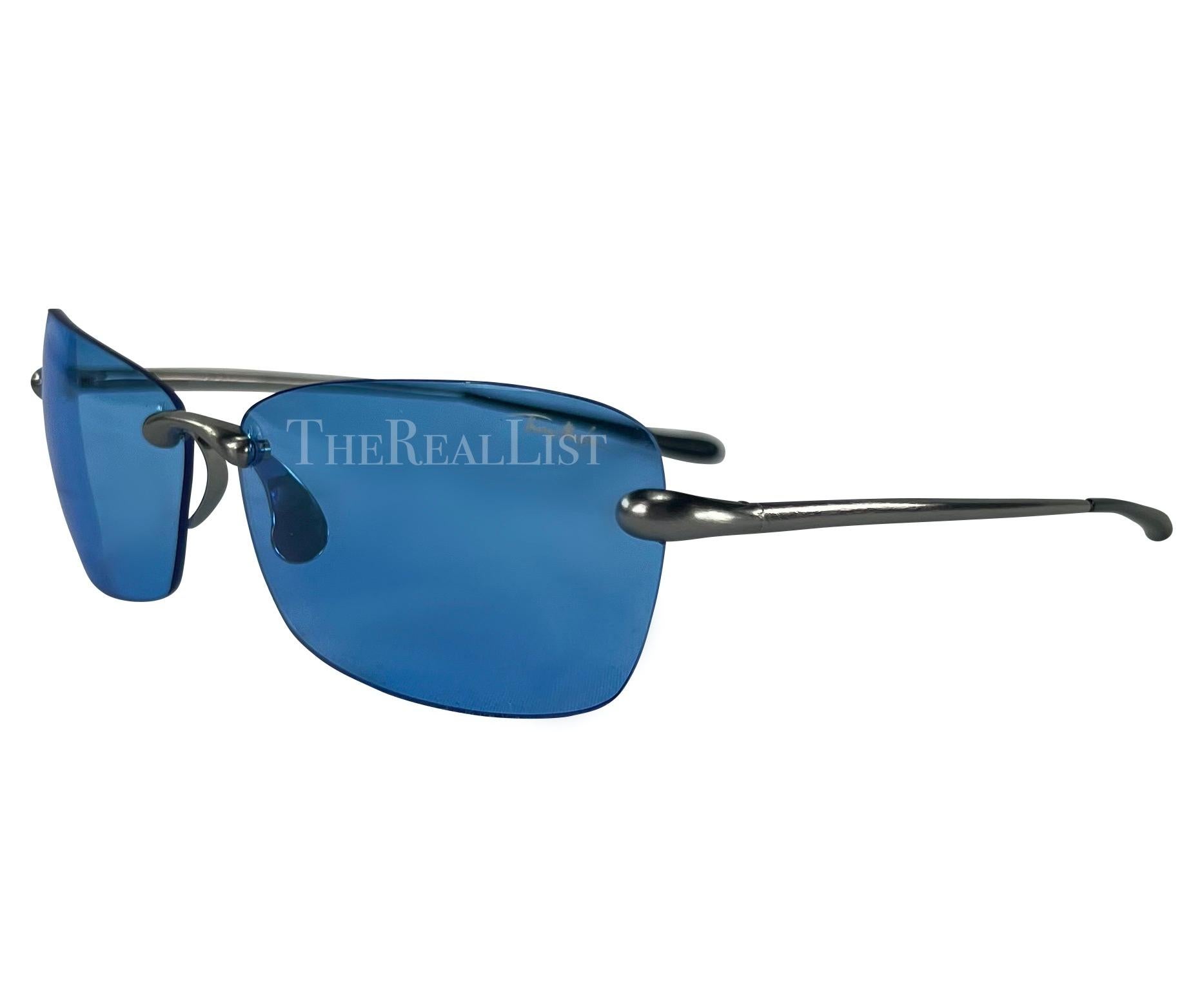 Women's Early 2000s Thierry Mugler Blue Rimless Rectangular Sunglasses  For Sale