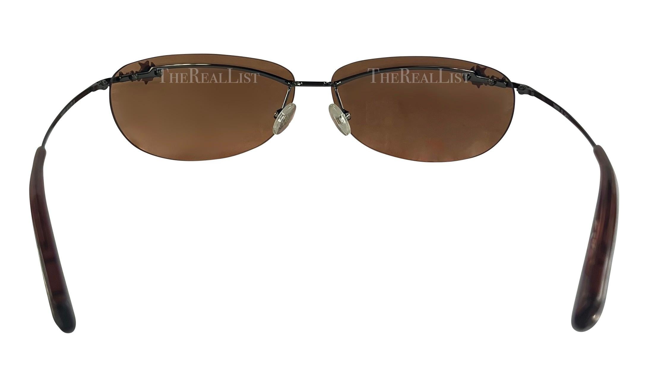 Early 2000s Thierry Mugler Brown Star Rimless Rectangular Sunglasses  For Sale 2