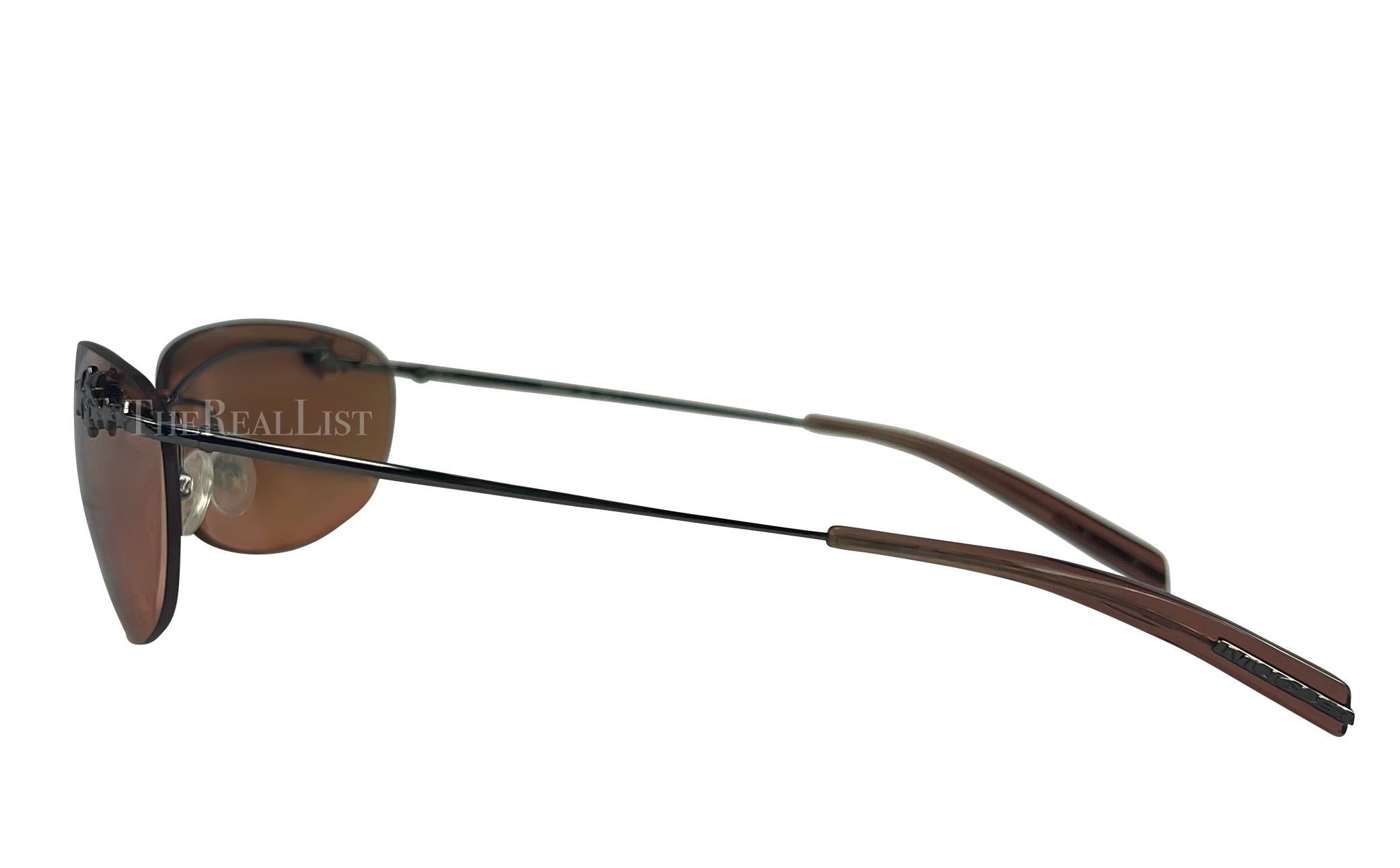 Early 2000s Thierry Mugler Brown Star Rimless Rectangular Sunglasses  For Sale 3