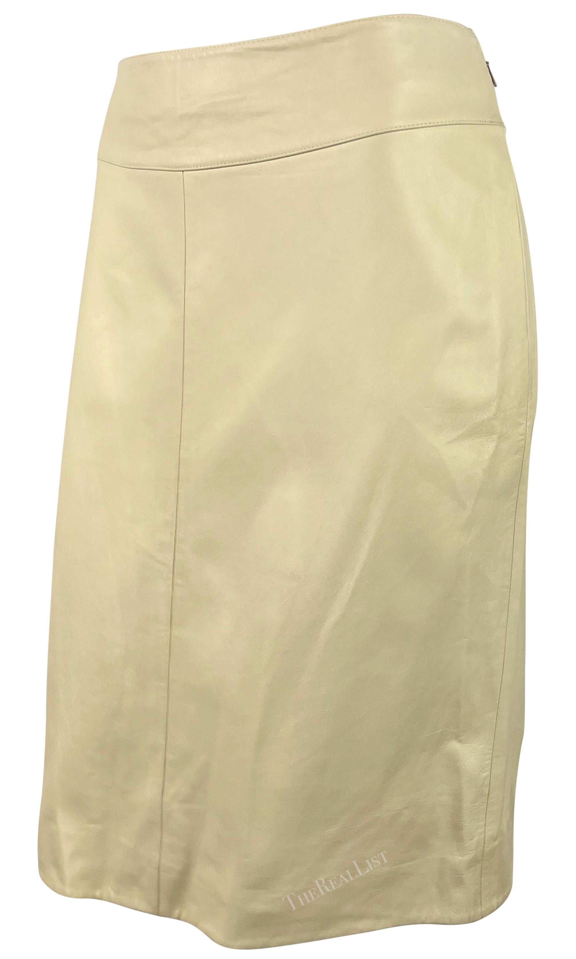 Thierry Mugler Couture dei primi anni 2000, abito con gonna a frange in pelle beige con borchie in vendita 3