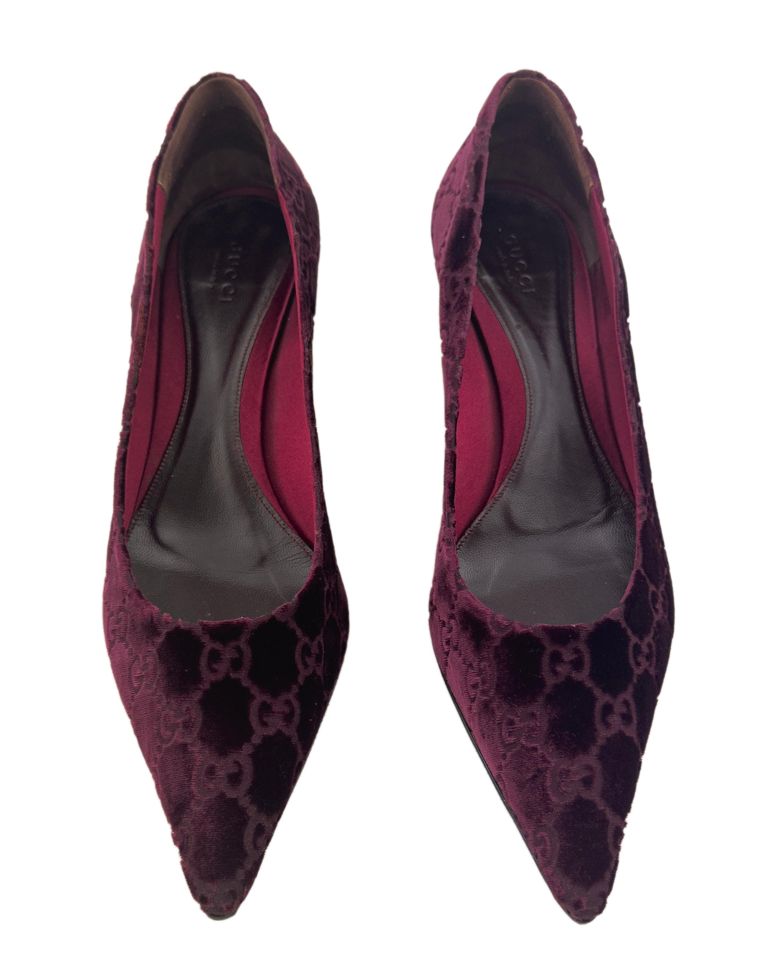 Nero Tom Ford for Gucci - Pumps in velluto bordeaux con tacco in bambù dei primi anni 2000 in vendita