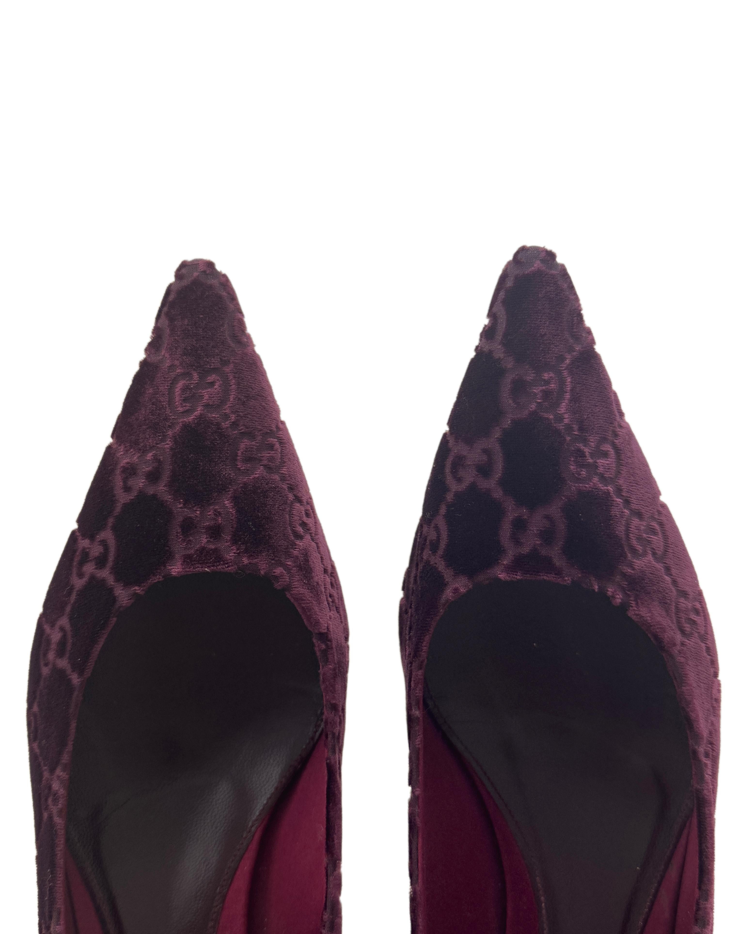 Tom Ford for Gucci - Pumps in velluto bordeaux con tacco in bambù dei primi anni 2000 In condizioni buone in vendita a Toronto, Ontario