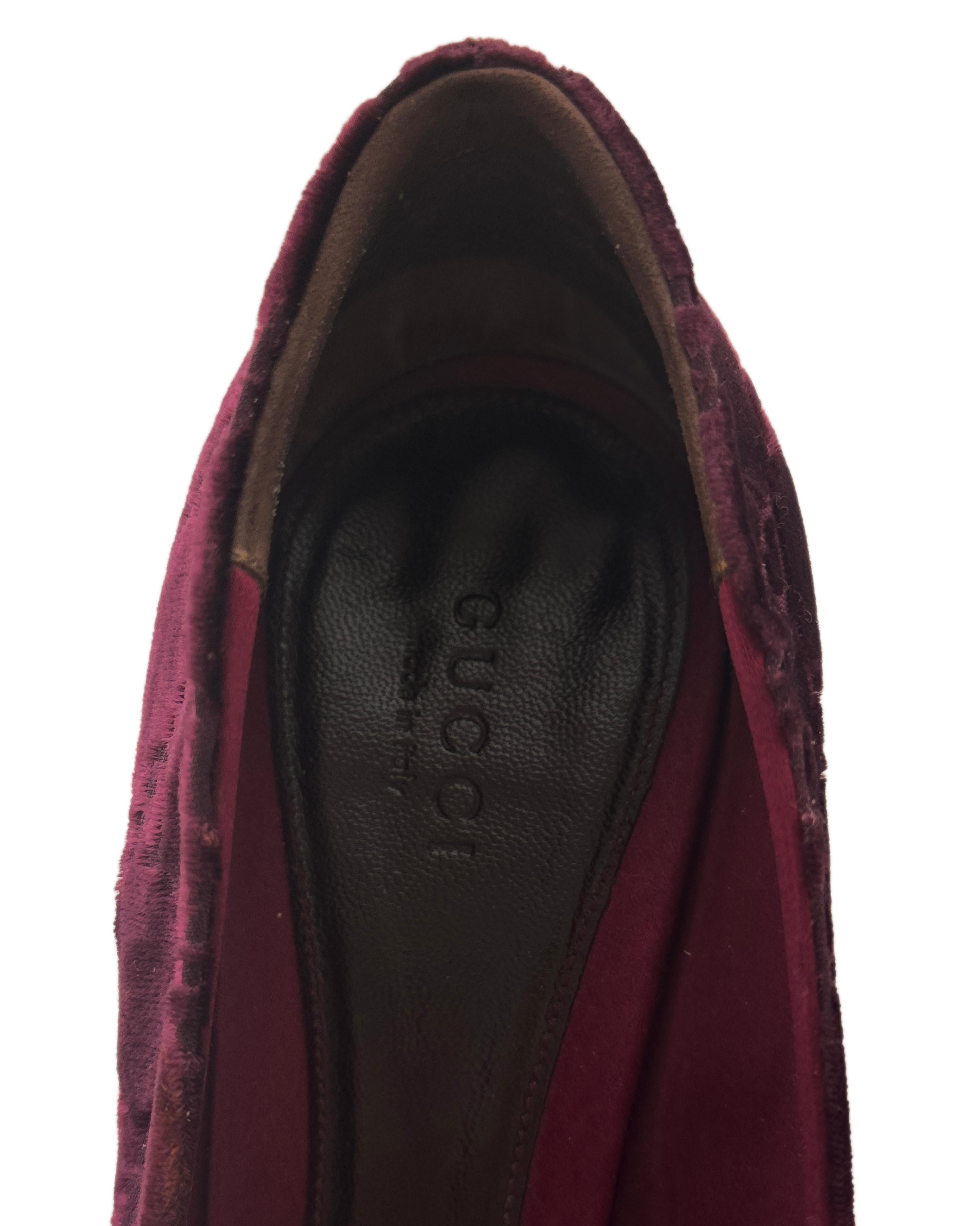 Tom Ford for Gucci - Pumps in velluto bordeaux con tacco in bambù dei primi anni 2000 in vendita 2