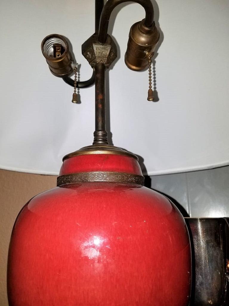 Amerikanische Sang de Boeuf-Tischlampe aus Keramik und vergoldeter Bronze im Dedham-Stil des frühen 20. Jahrhunderts im Angebot 7
